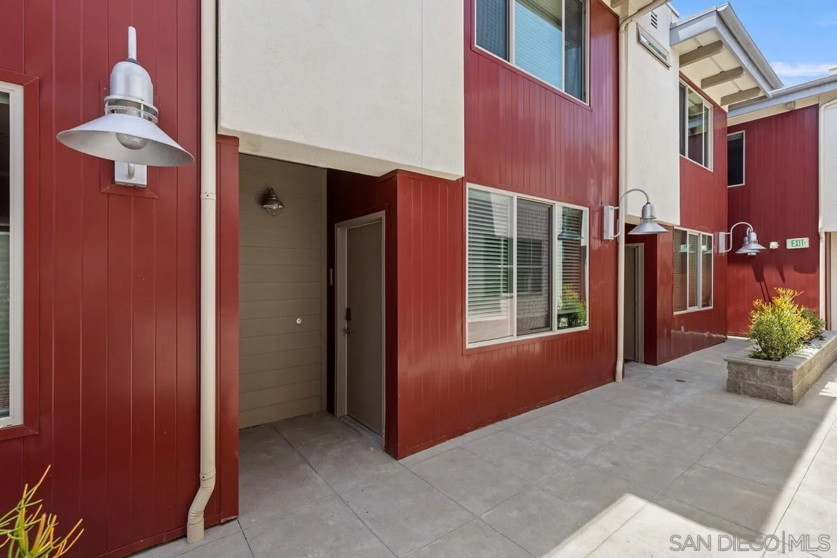 Photo #4: 260013726 Listing: Photo #4