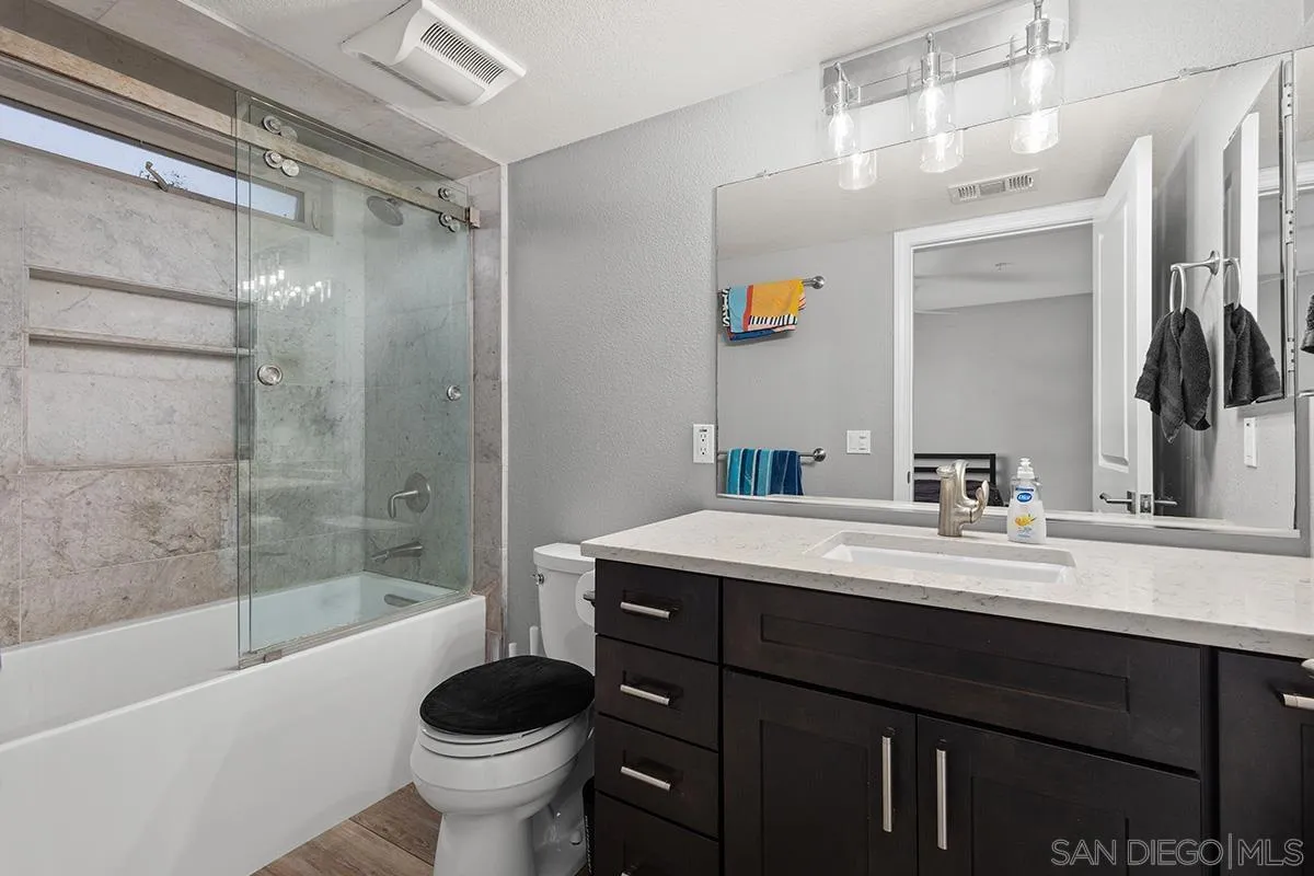 Photo #23: 260013726 Listing: Photo #23