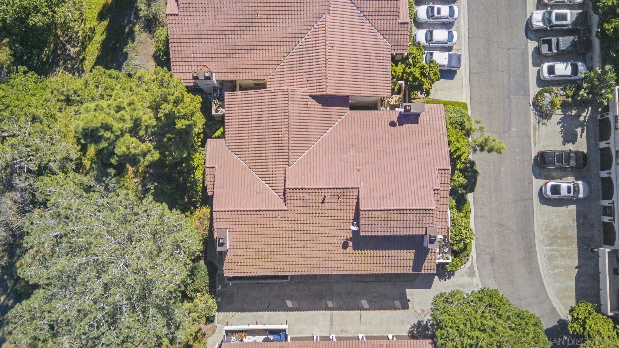 https://cdn.realtyfeed.com/cdn/127/260013730/2f812876375d03486b1b759d0375378e.webp