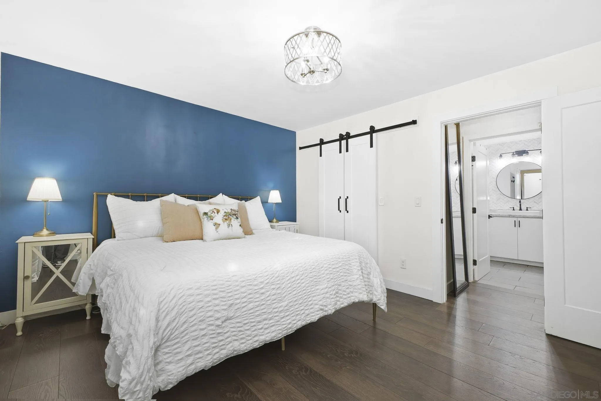 https://cdn.realtyfeed.com/cdn/127/260013730/713984f37741ab2759d8477f338a3ece.webp