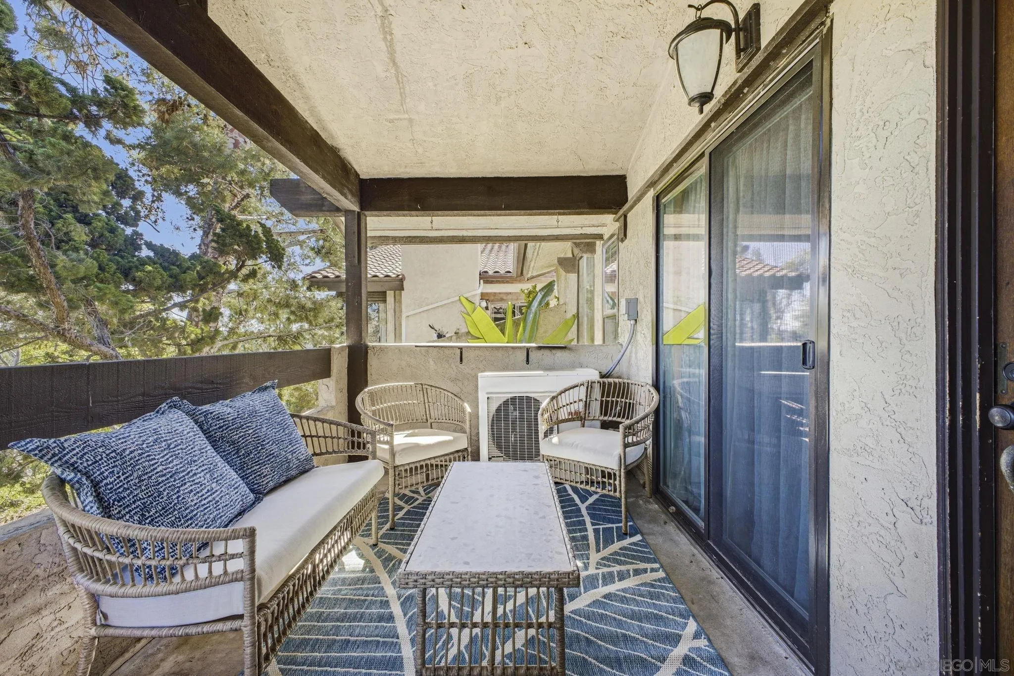 https://cdn.realtyfeed.com/cdn/127/260013730/c7f6724631851b805d4dd8bb356f51d5.webp
