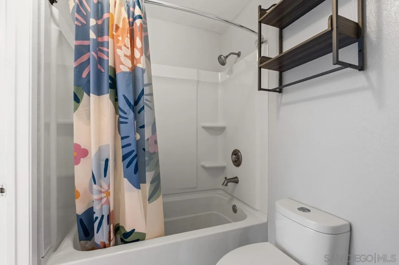 Photo #28: 260013732 Listing: Photo #28