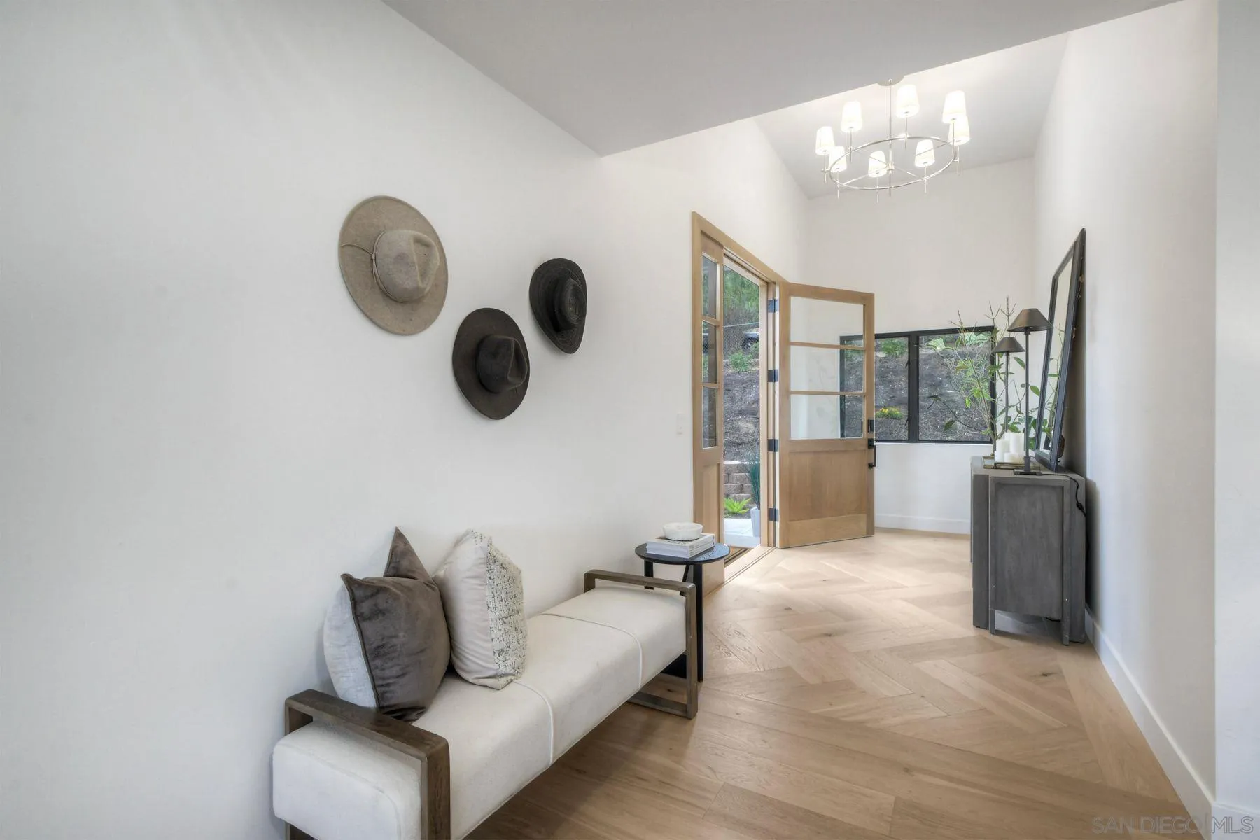 https://cdn.realtyfeed.com/cdn/127/260013734/037a21c53ddc9c453725fc3c79095a2d.webp