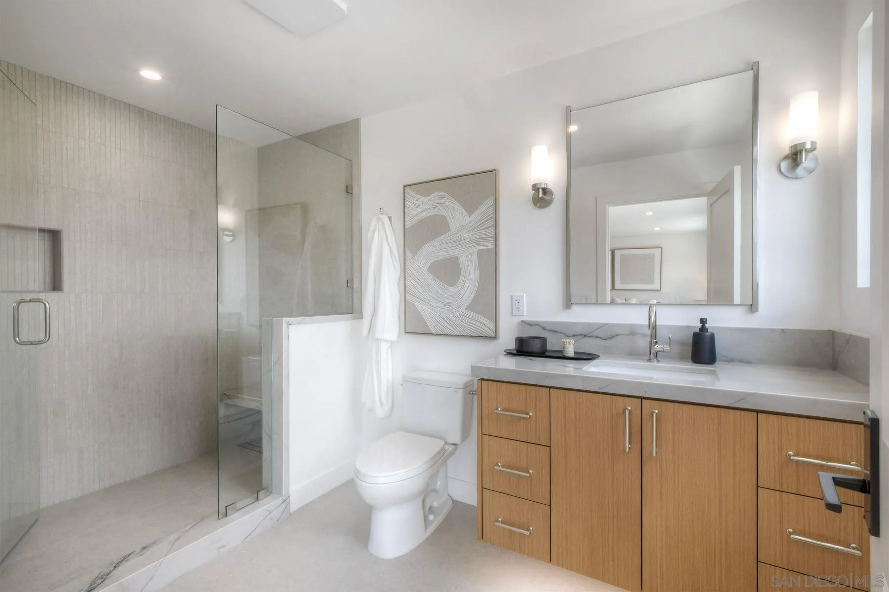 https://cdn.realtyfeed.com/cdn/127/260013734/b48a6b9a5aead6486b41057a6ef5db32.webp