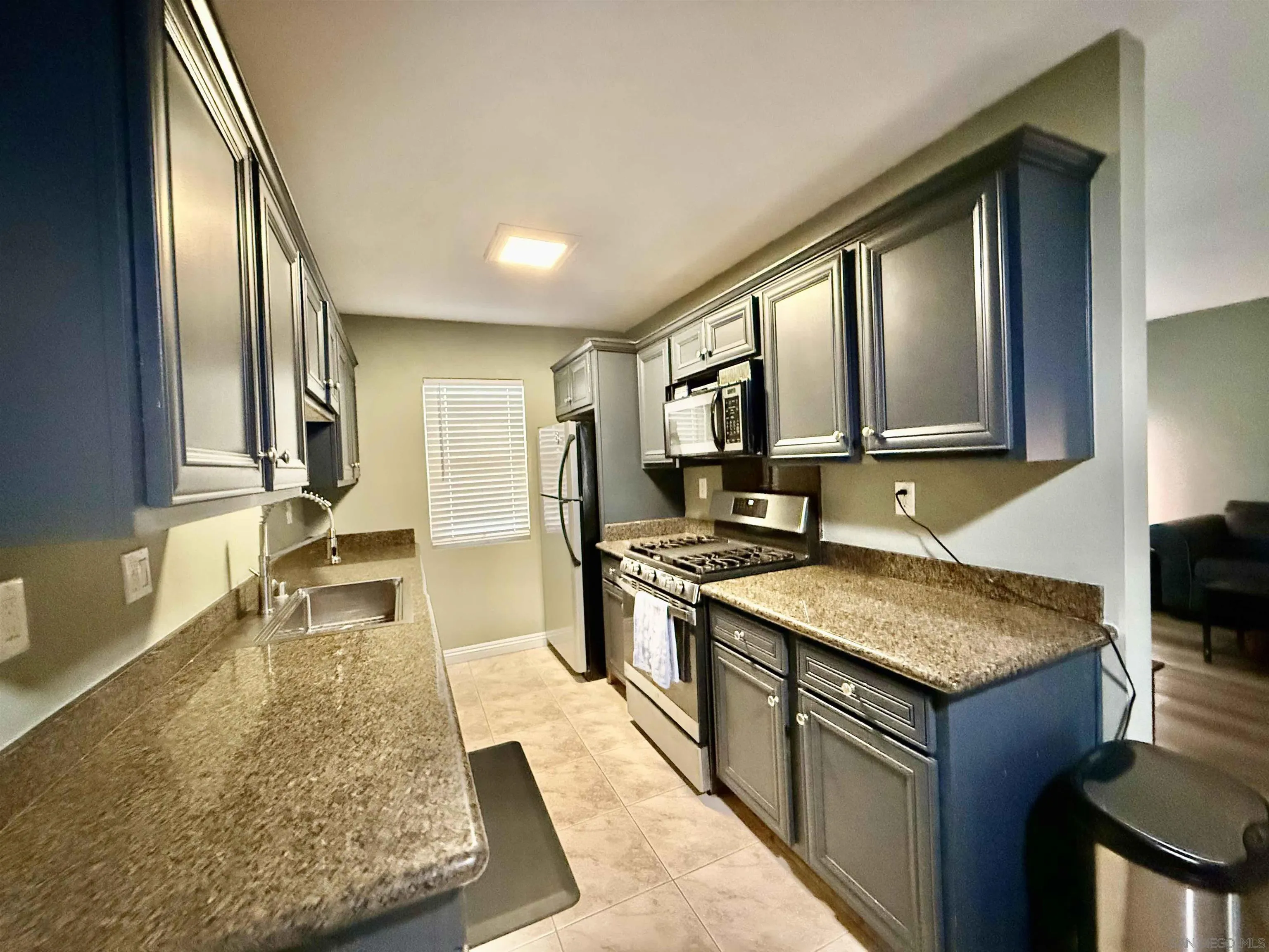 Photo #13: 260013737 Listing: Photo #13