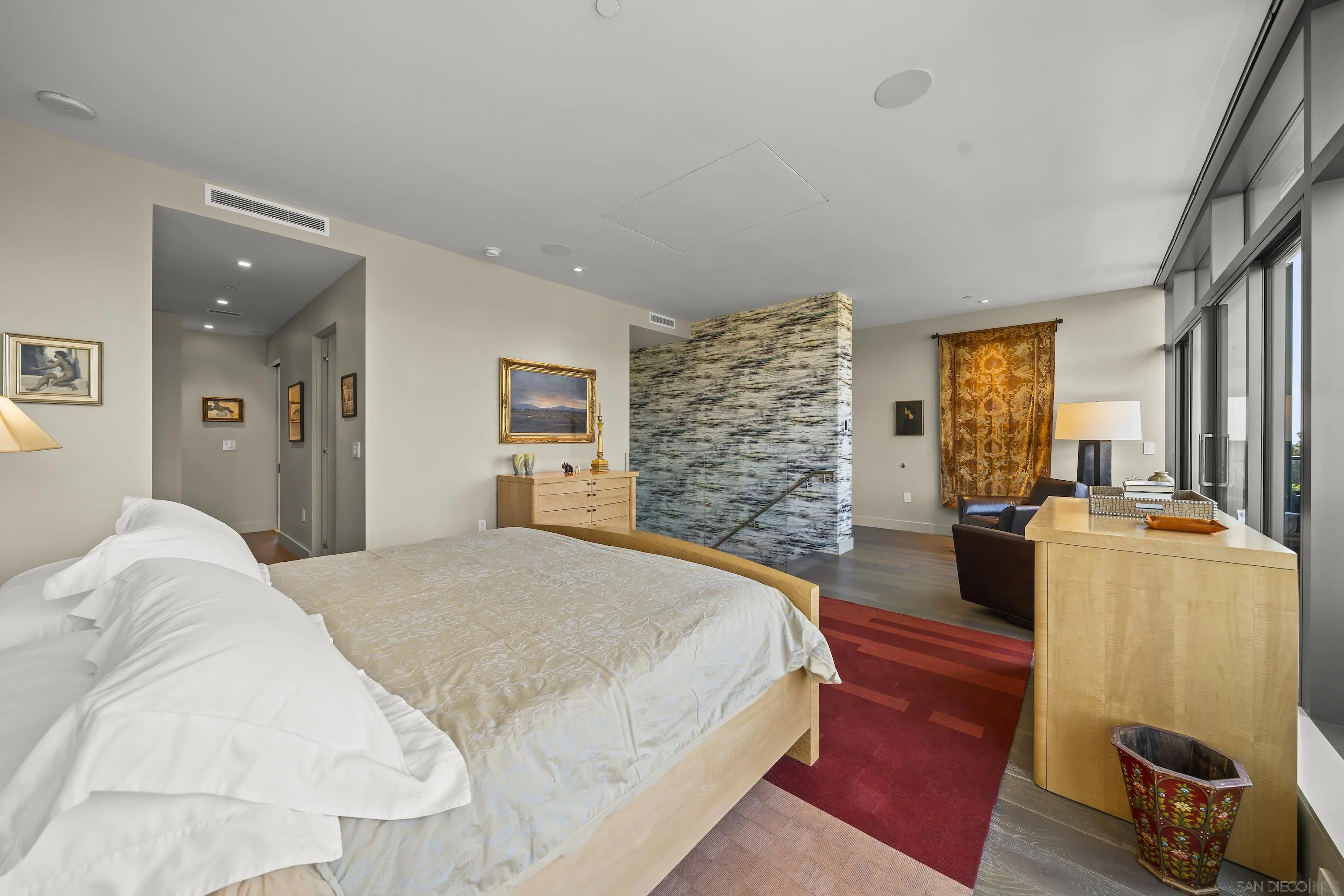 Photo #33: 260013740 Listing: Photo #33
