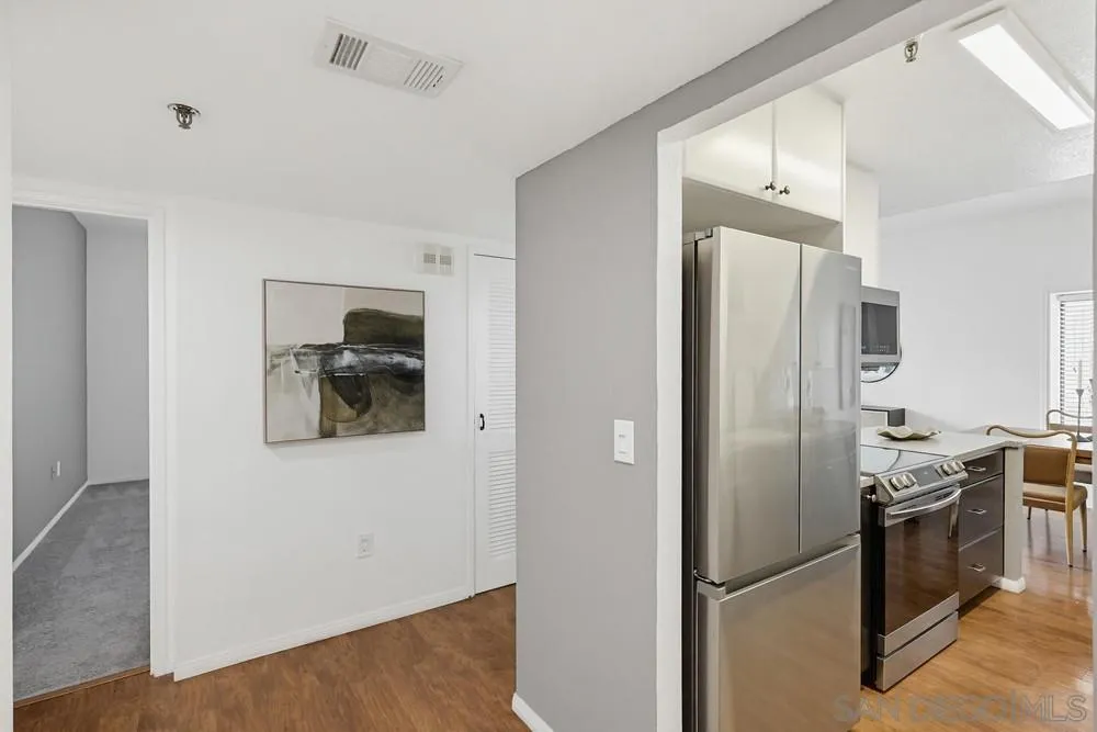 Photo #3: 260013746 Listing: Photo #3