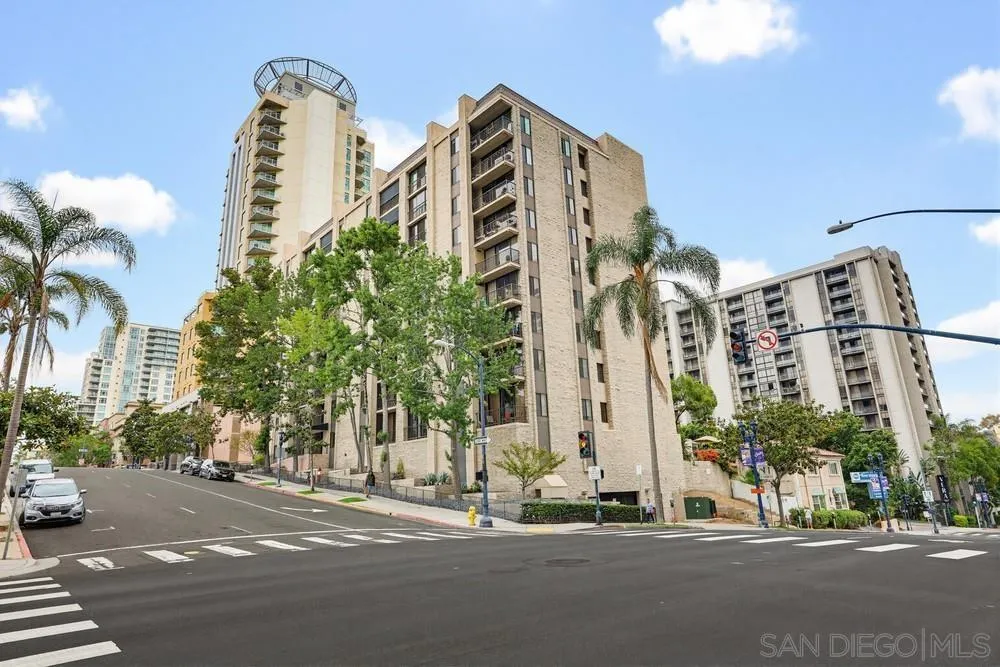 Photo #1: 260013746 Listing: Photo #1