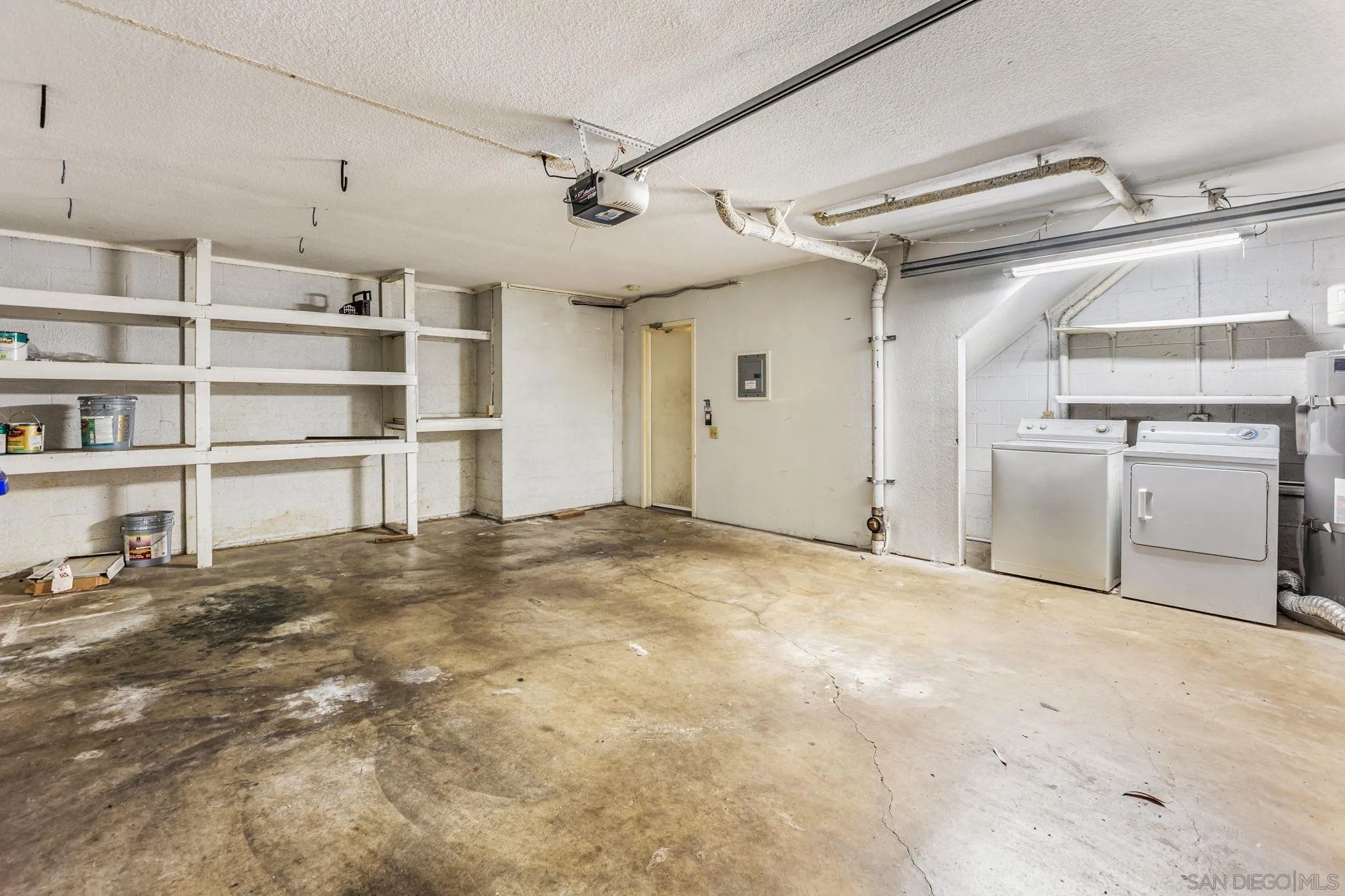 https://cdn.realtyfeed.com/cdn/127/260013747/75c2e40db3238cc46a07c7ba35063afd.webp