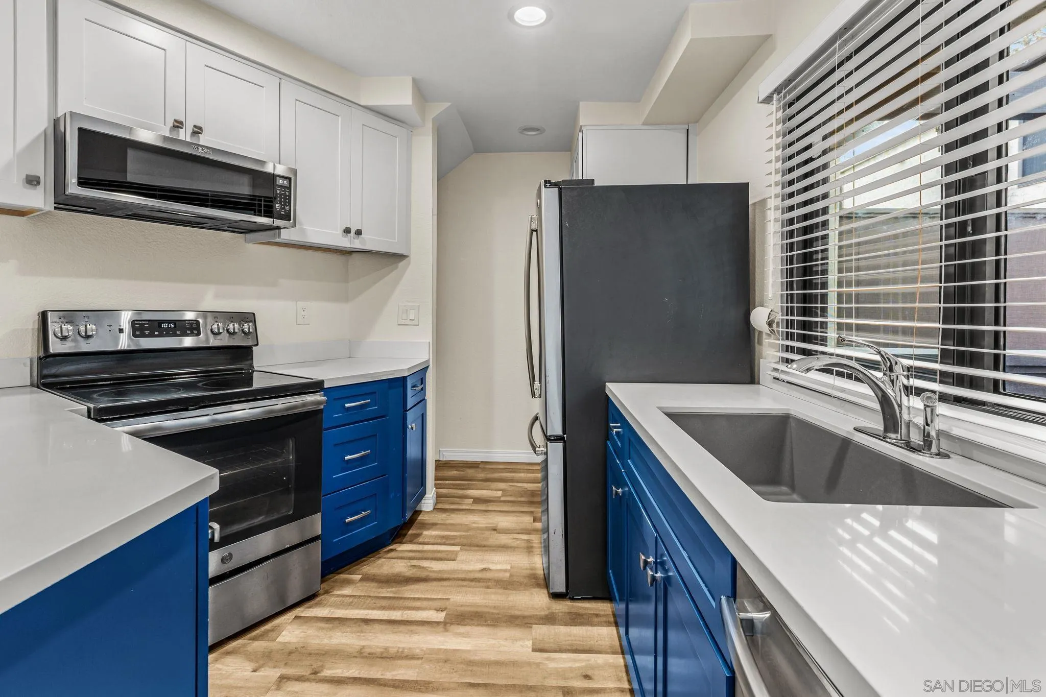 https://cdn.realtyfeed.com/cdn/127/260013747/f665a44393dafa6f2f60c51e8c4bb1f3.webp