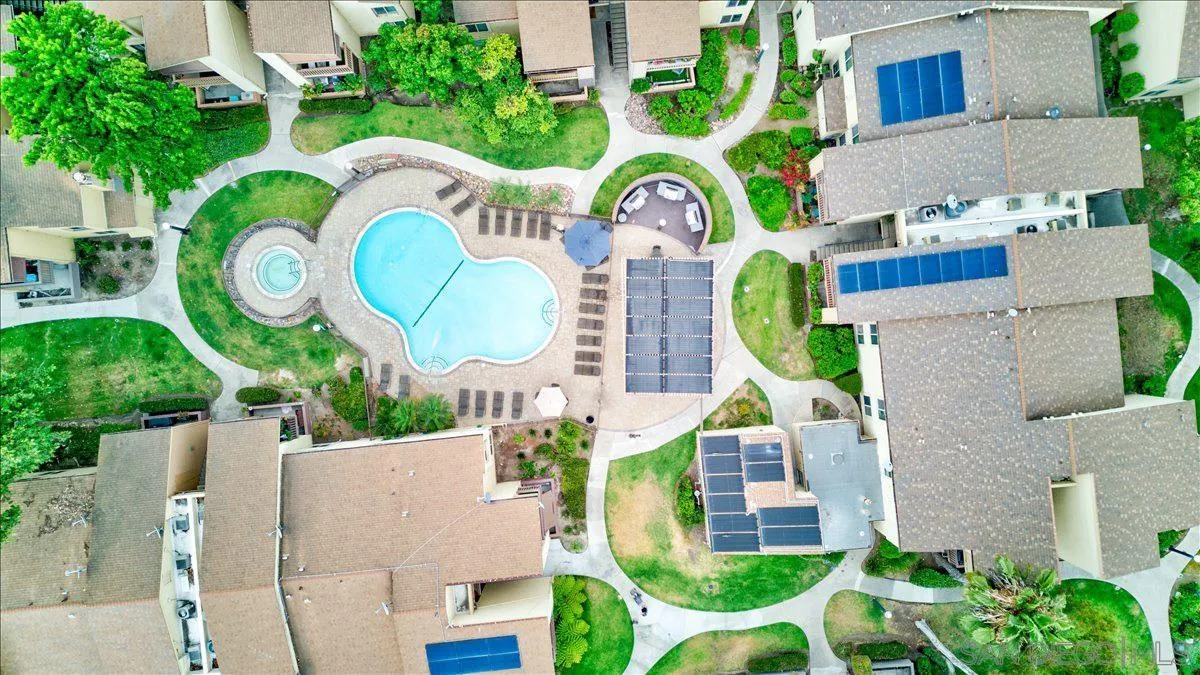https://cdn.realtyfeed.com/cdn/127/260013751/24c73b7c6a545651132931b197a599e4.webp