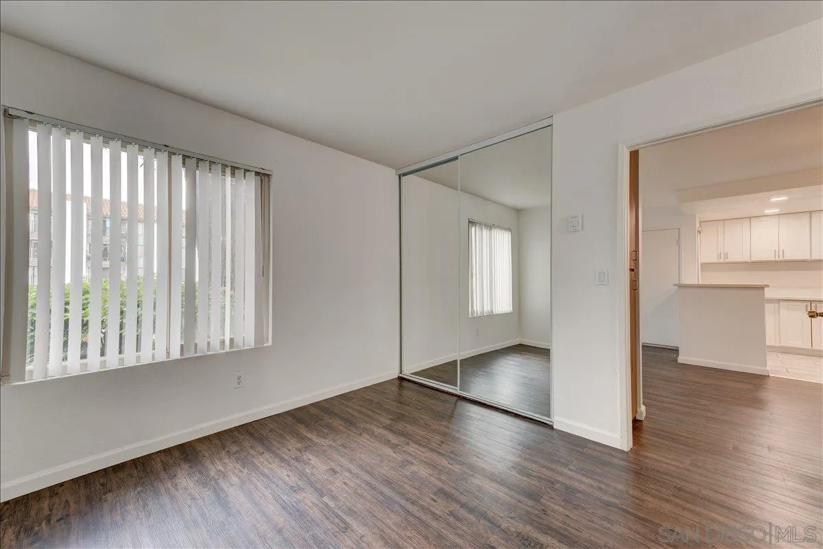 https://cdn.realtyfeed.com/cdn/127/260013751/3ea6ce1bafce027d8547d684f1090ecf.webp