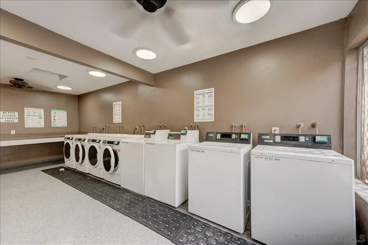 https://cdn.realtyfeed.com/cdn/127/260013751/6d507d0a4e2649d4df91712f420b2cae.webp