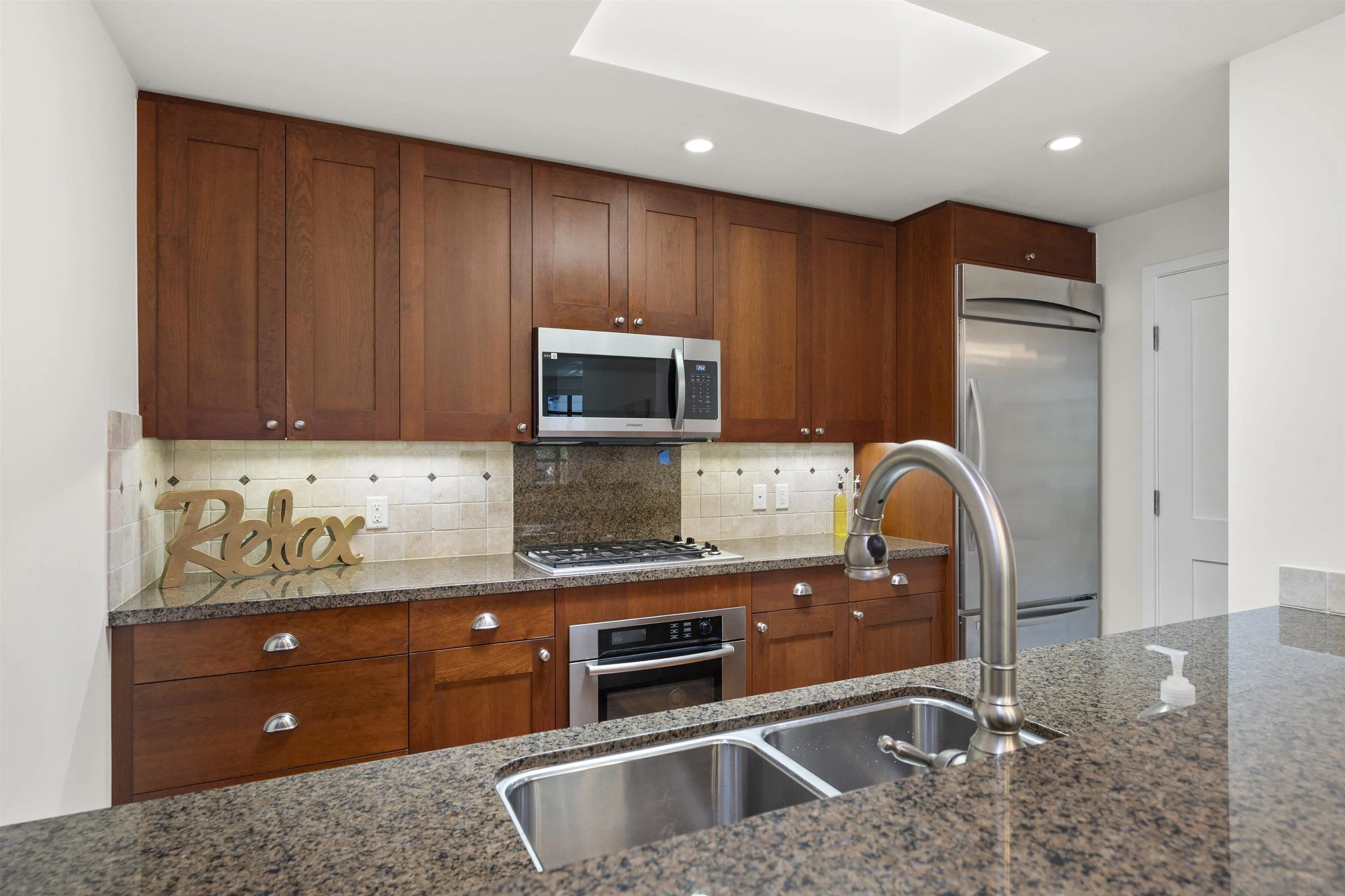 Photo #10: 260013762 Listing: Photo #10