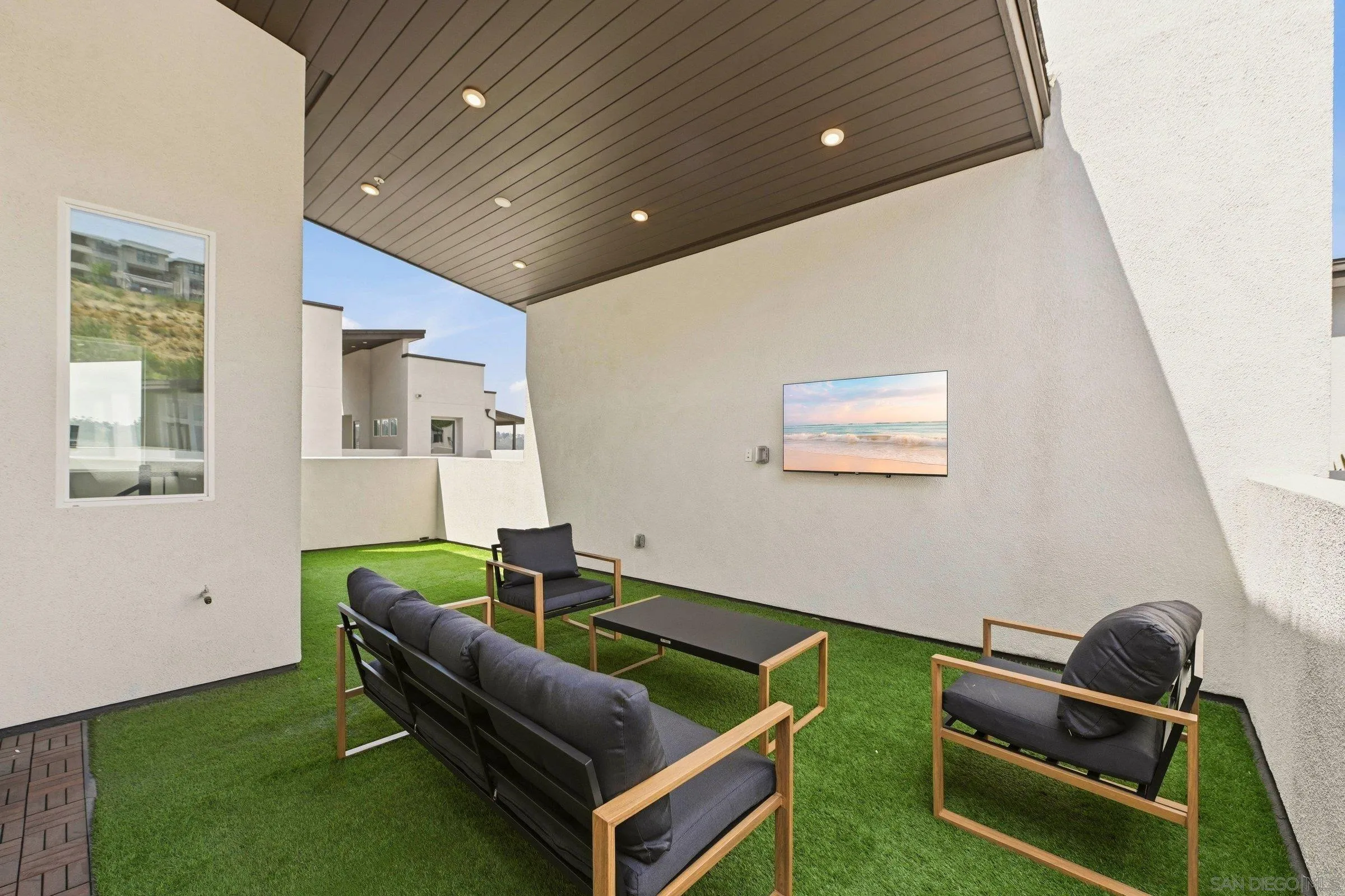 https://cdn.realtyfeed.com/cdn/127/260013763/67099411fc9aaae119227665df110a00.webp