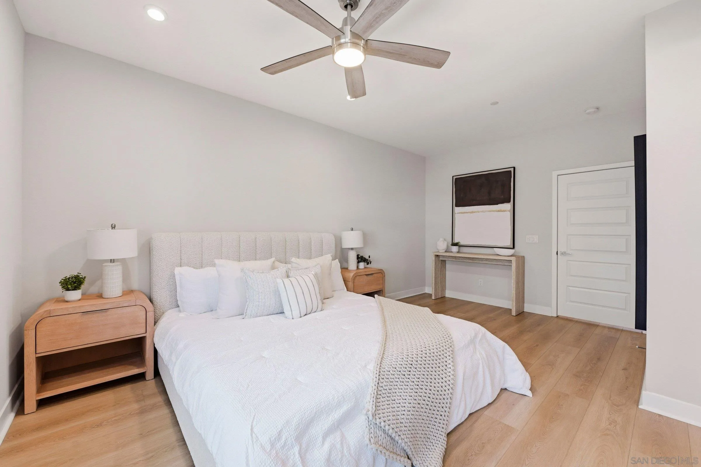 https://cdn.realtyfeed.com/cdn/127/260013763/b07bd34e732e591cb1b8af998486082b.webp