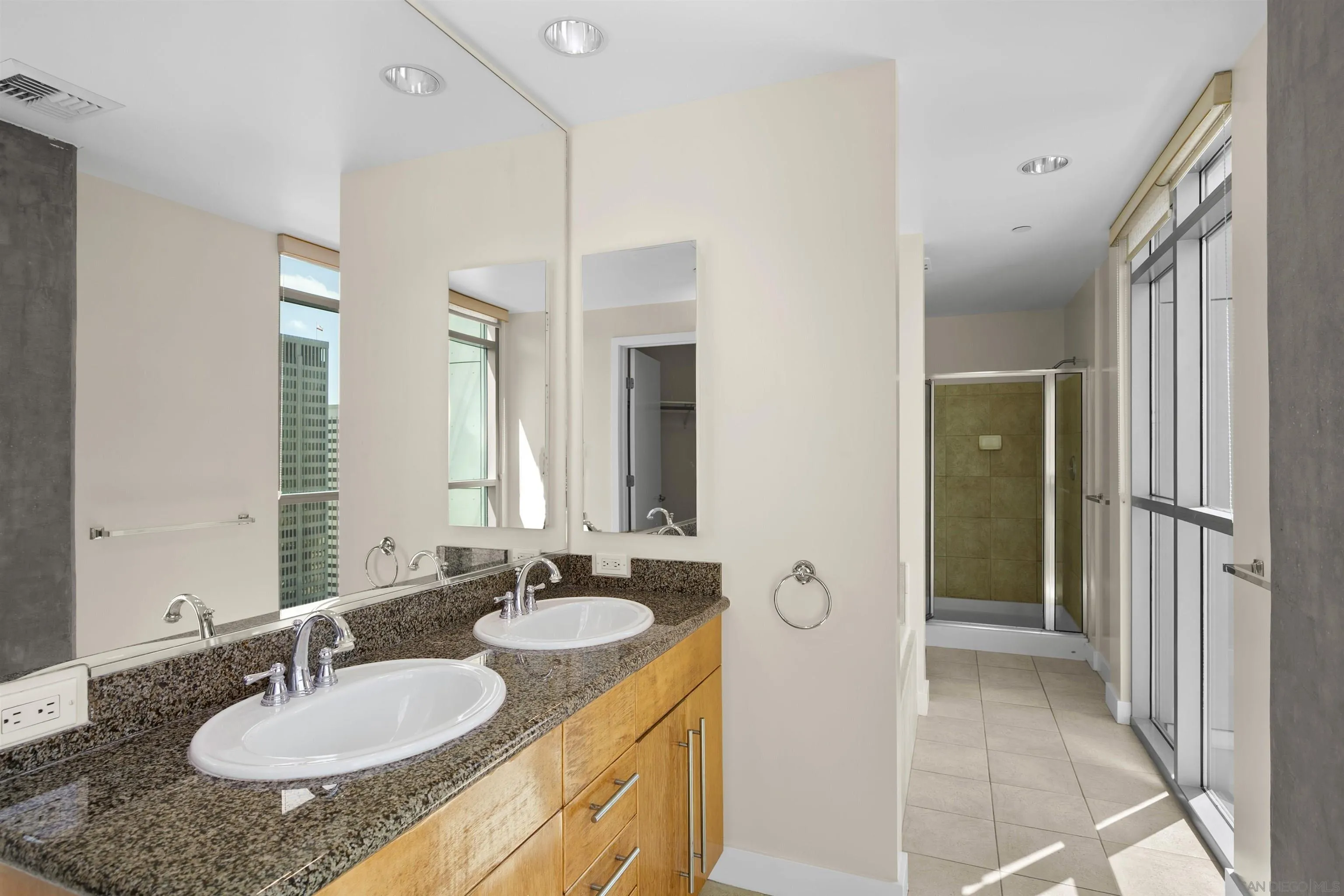 Photo #39: 260013769 Listing: Photo #39