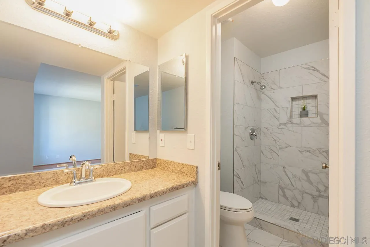 Photo #13: 260013771 Listing: Photo #13