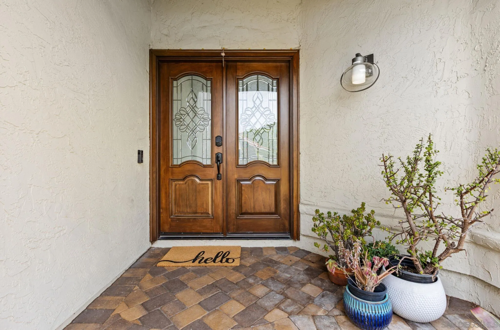 https://cdn.realtyfeed.com/cdn/127/260013773/19e1f01e86b515661973e89279cd3beb.webp