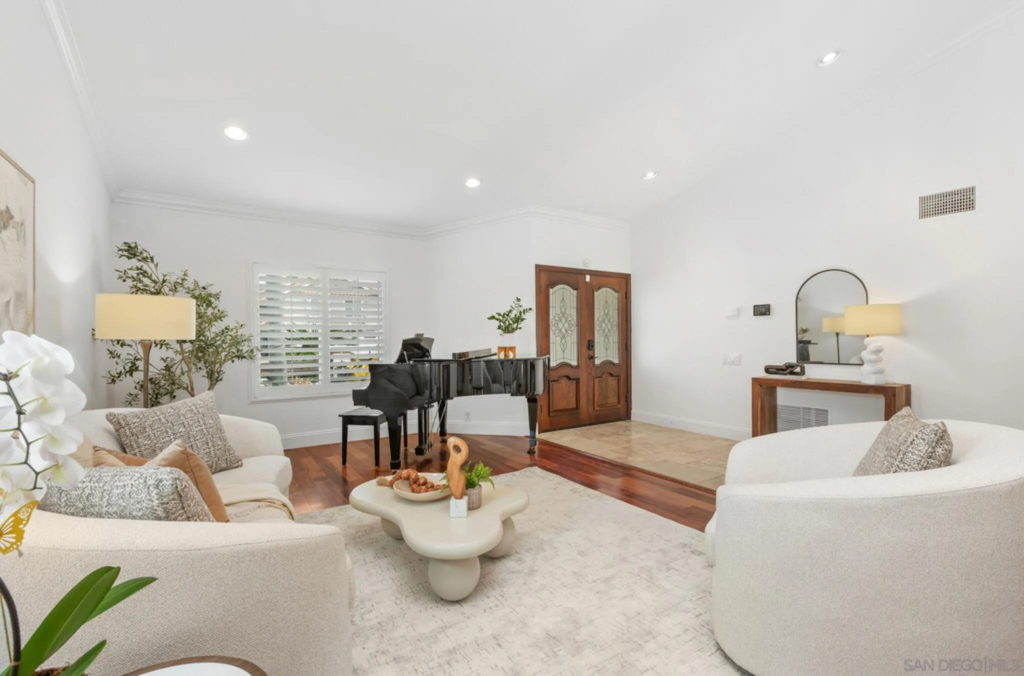 https://cdn.realtyfeed.com/cdn/127/260013773/c7997171aeaa37e2f29d740ba0e71ef5.webp