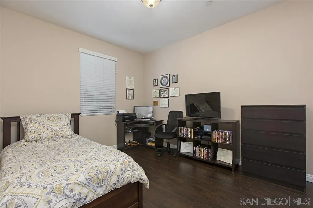 Photo #5: 260013779 Listing: Photo #5