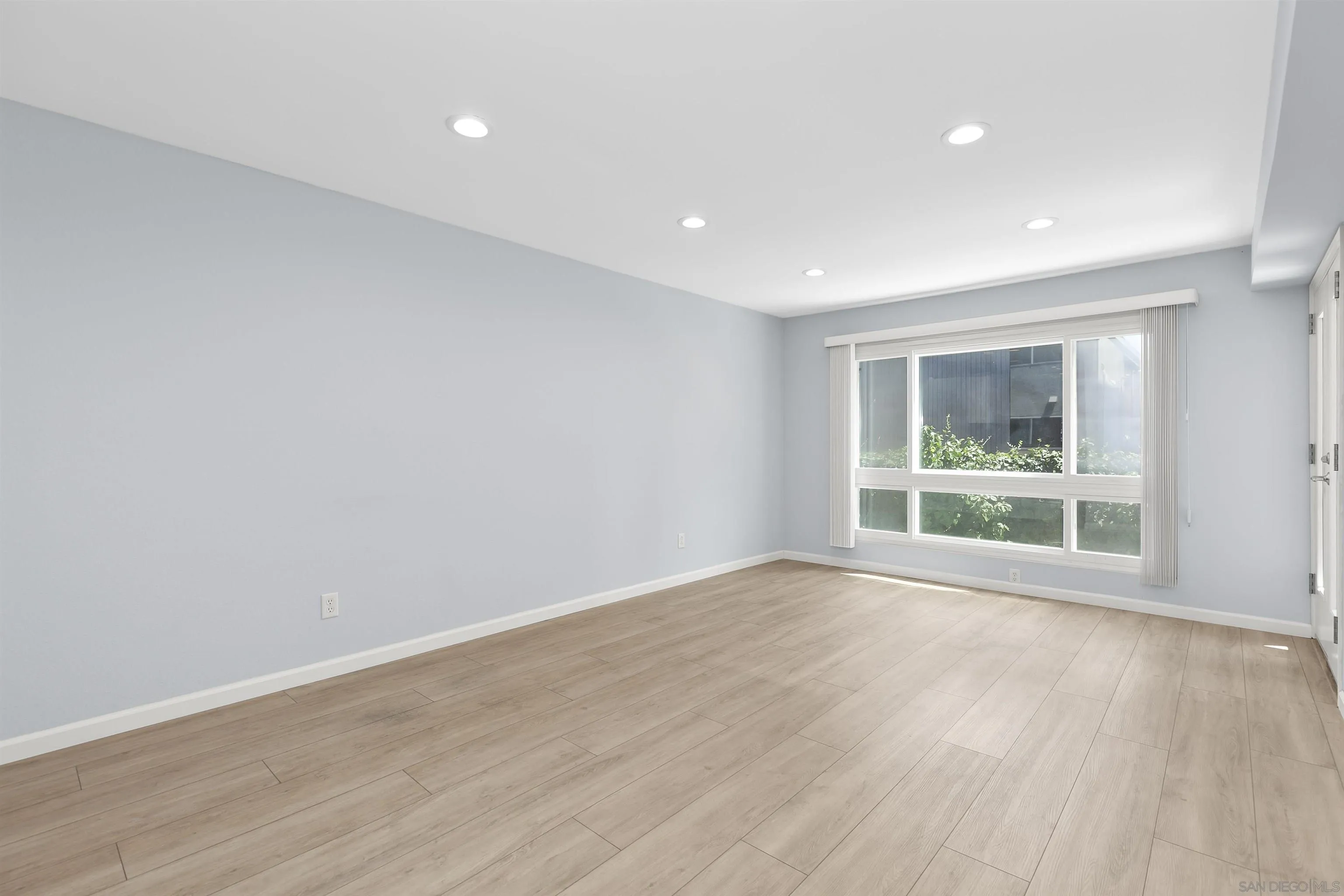 Photo #7: 260013781 Listing: Photo #7