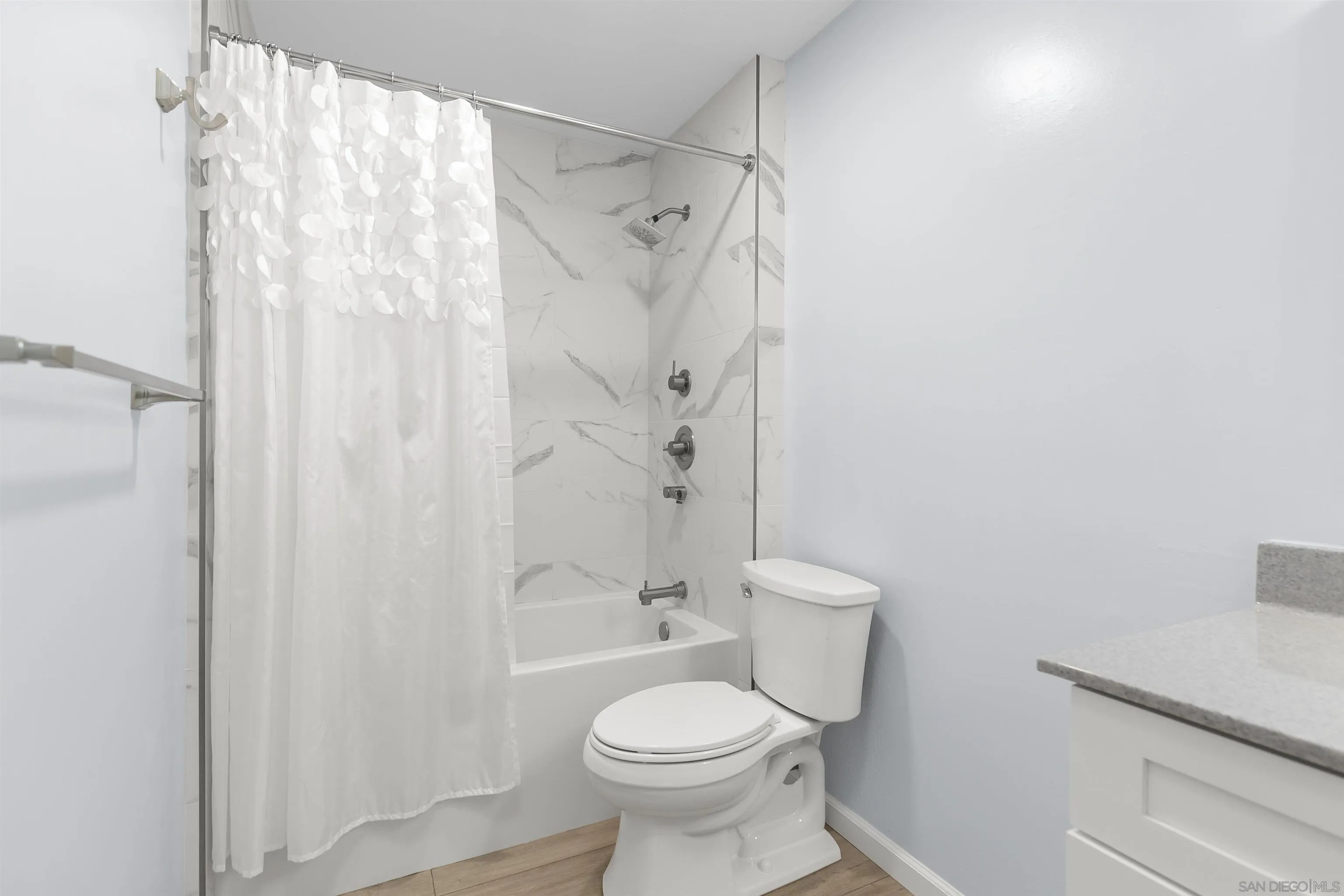 Photo #18: 260013781 Listing: Photo #18