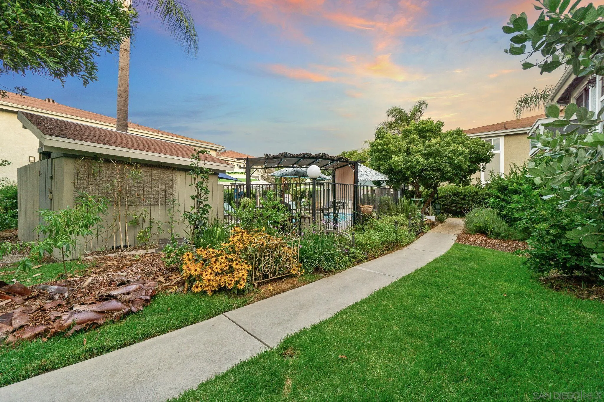 Photo #42: 260013787 Listing: Photo #42