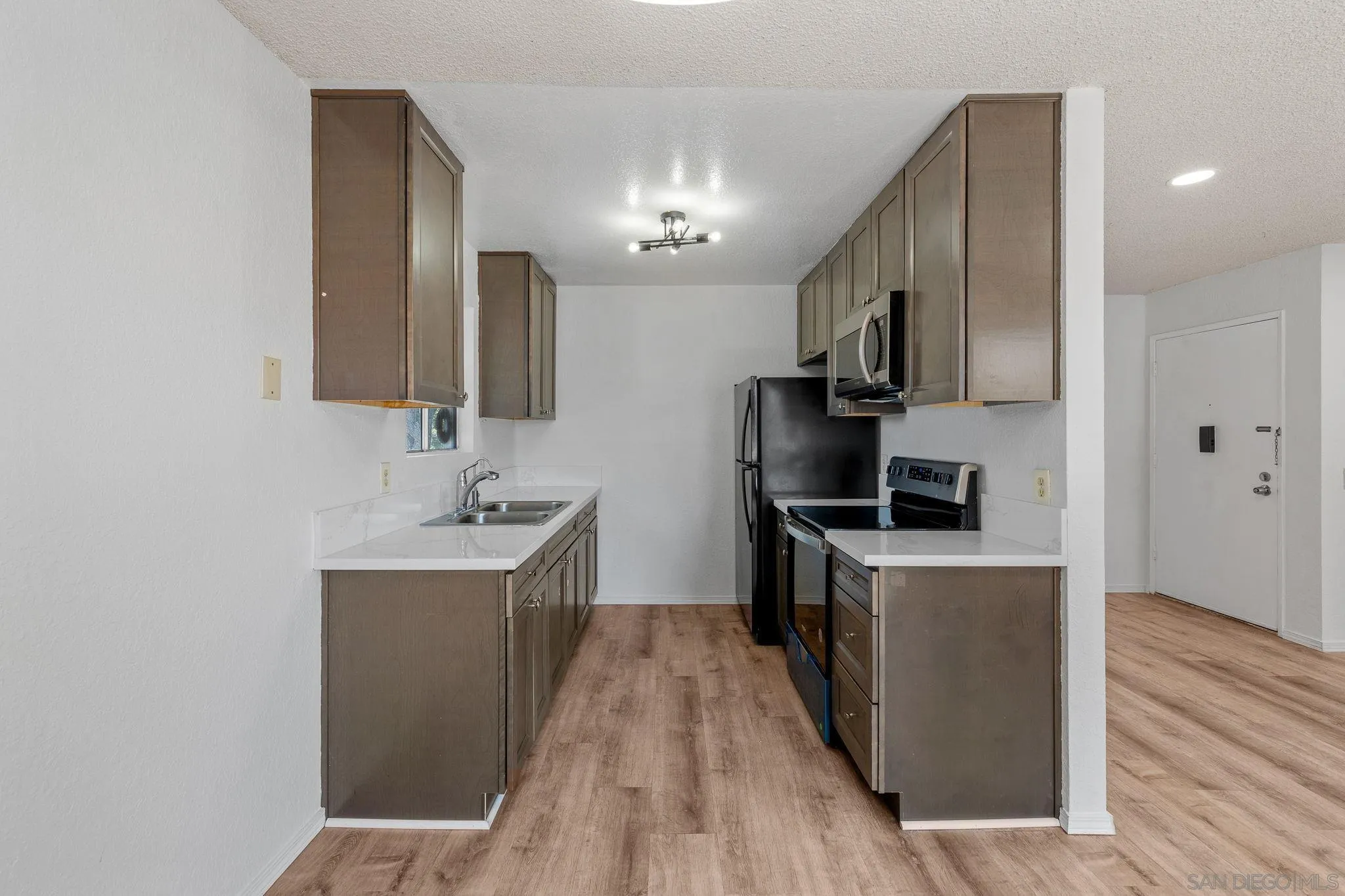 Photo #10: 260013787 Listing: Photo #10