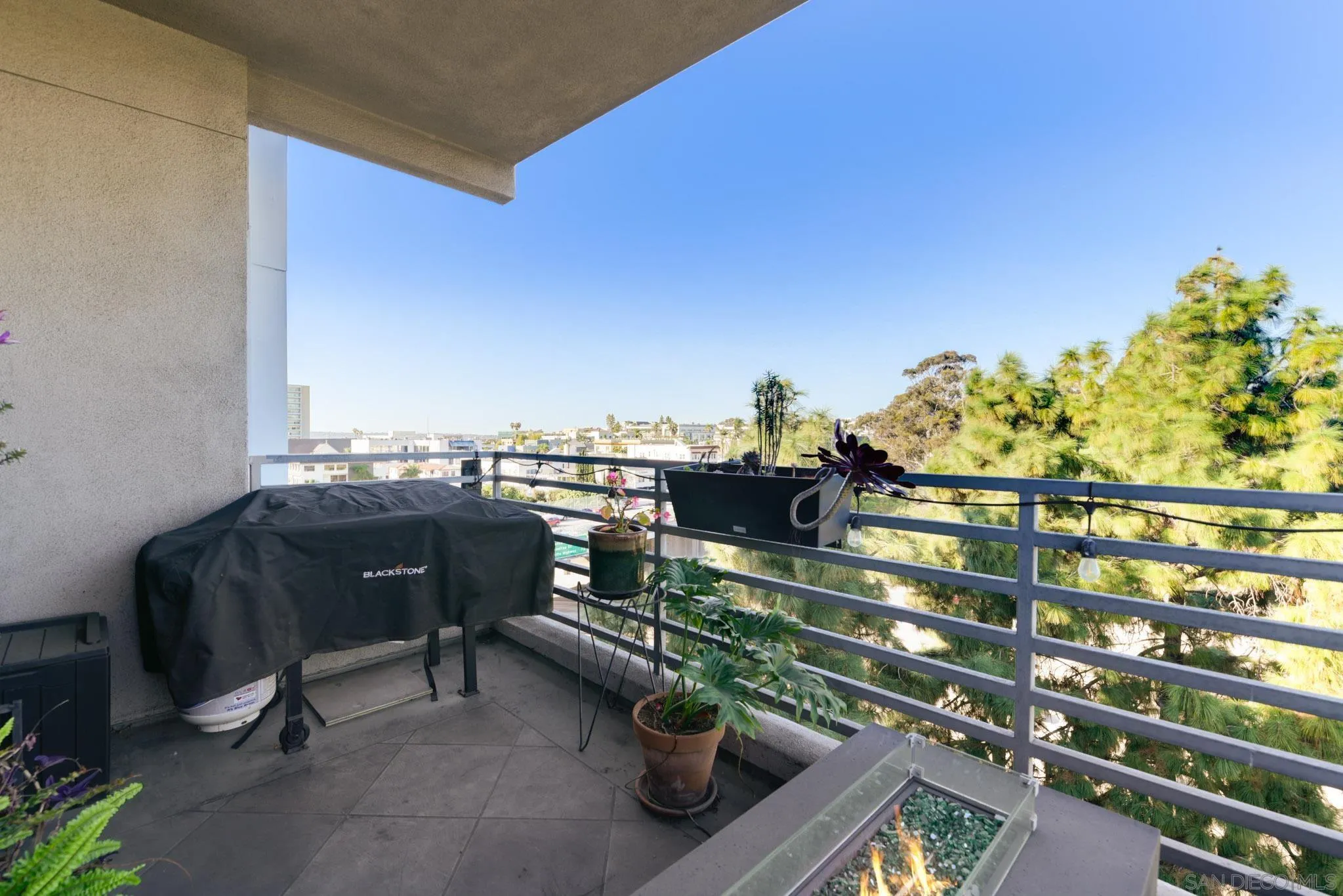 https://cdn.realtyfeed.com/cdn/127/260013794/9b2a35c5941d577aba2b258d6a3f4ed8.webp