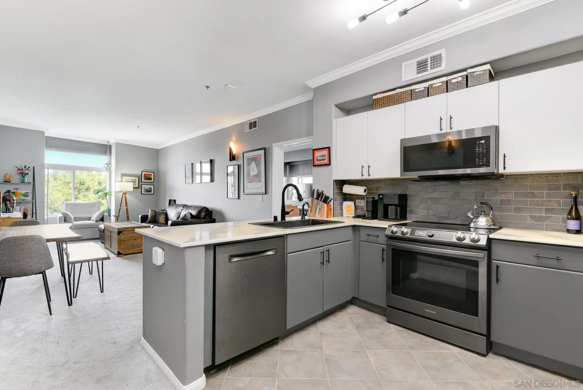 https://cdn.realtyfeed.com/cdn/127/260013794/cdcd0e32e874432ddd1a7937ee47b428.webp