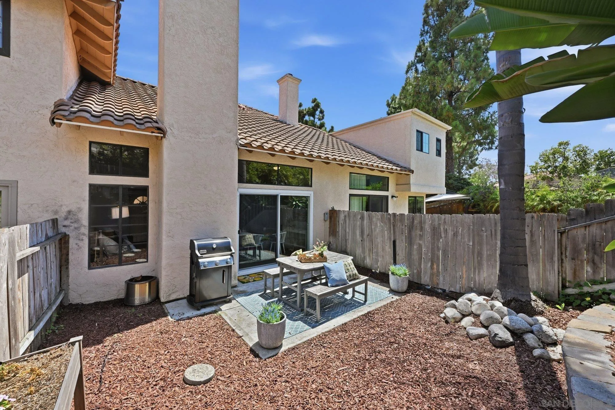 https://cdn.realtyfeed.com/cdn/127/260013795/56340c4e1473f865b3e523d6b7b530ff.webp