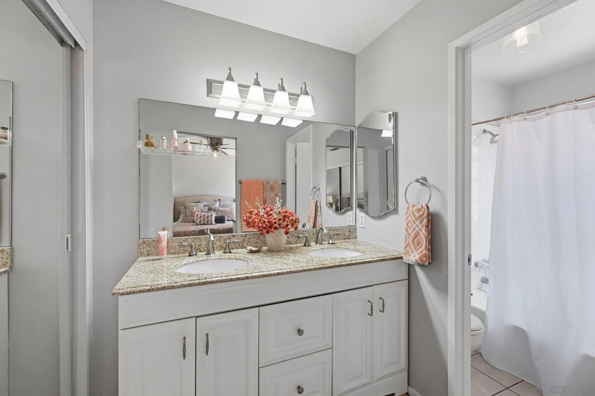 https://cdn.realtyfeed.com/cdn/127/260013795/77410c4826cb242ae0760f9e0d17a4a6.webp