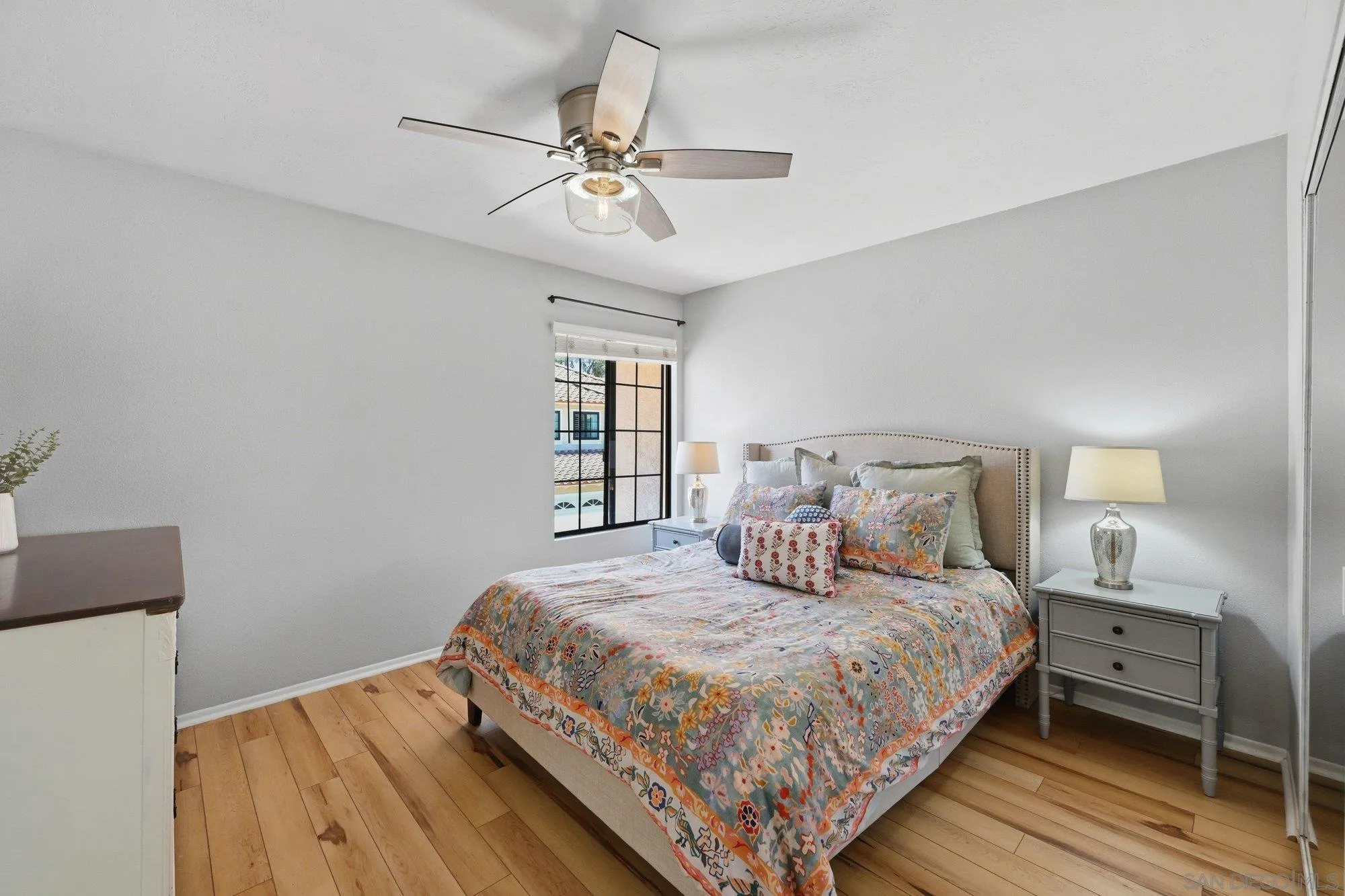 https://cdn.realtyfeed.com/cdn/127/260013795/7b1d668082dc9cbe51fee7e020c732b6.webp