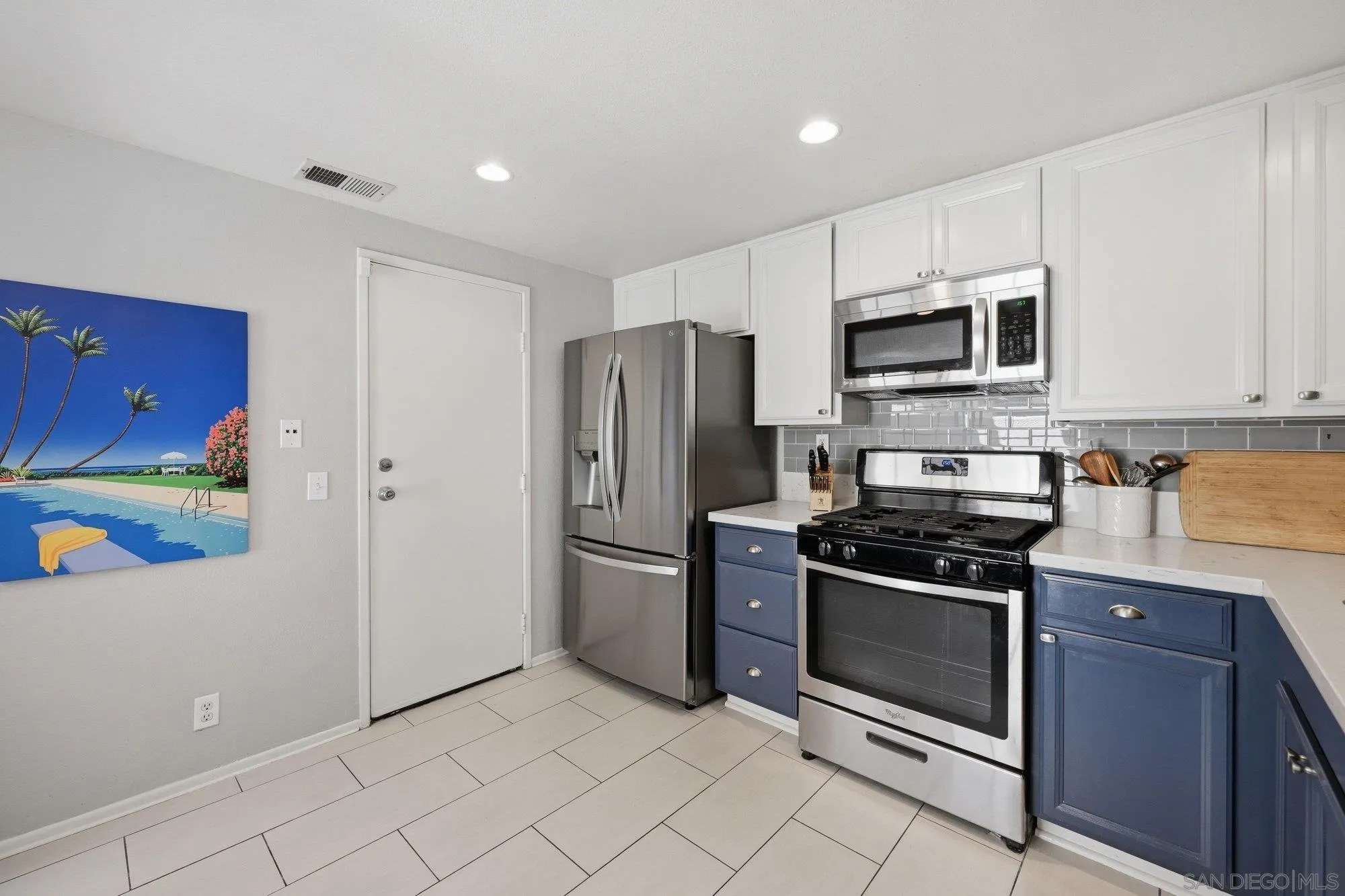 https://cdn.realtyfeed.com/cdn/127/260013795/99af913c657e5d71b9d2dba5ea72e7be.webp