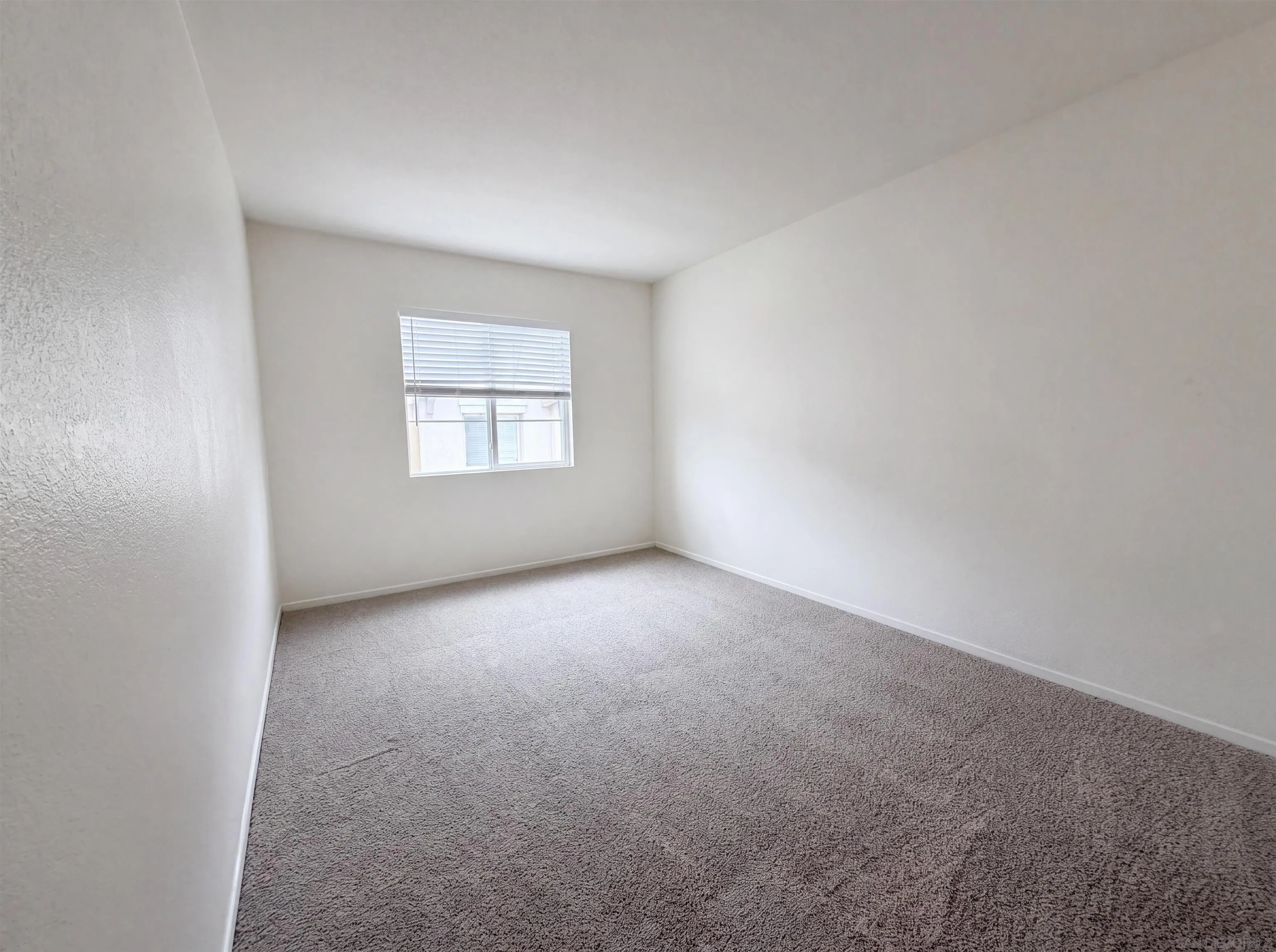 Photo #7: 260013797 Listing: Photo #7