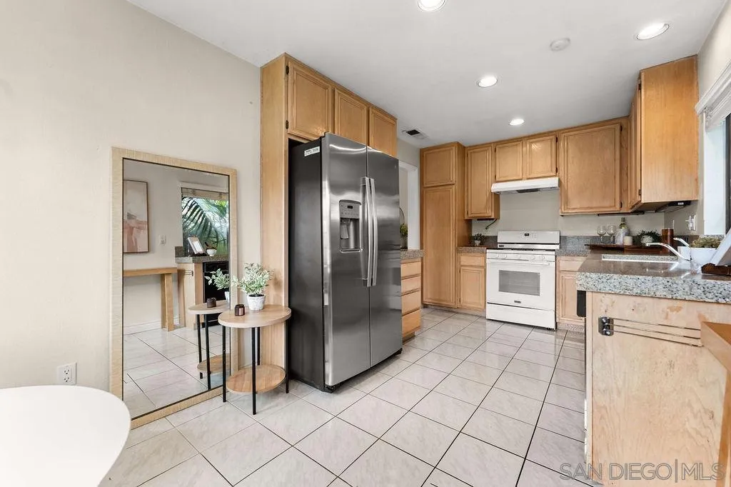 https://cdn.realtyfeed.com/cdn/127/260013800/30a5932645becc6ec265a7361535b83f.webp