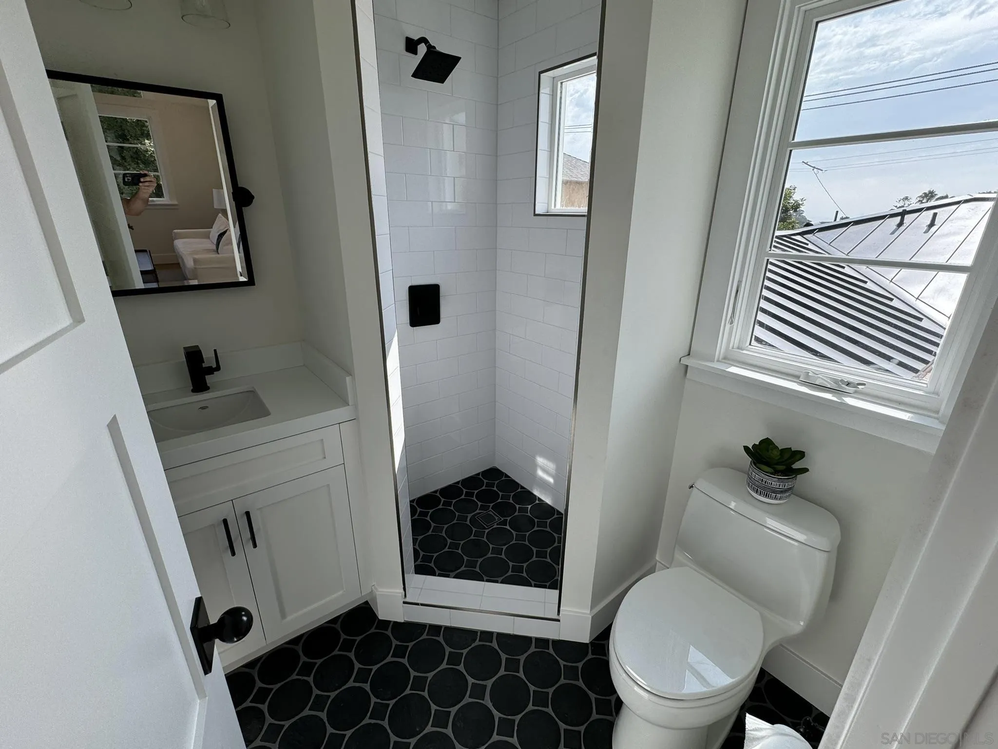 https://cdn.realtyfeed.com/cdn/127/260013801/15b1f166164a58c22e2677481b286aa5.webp