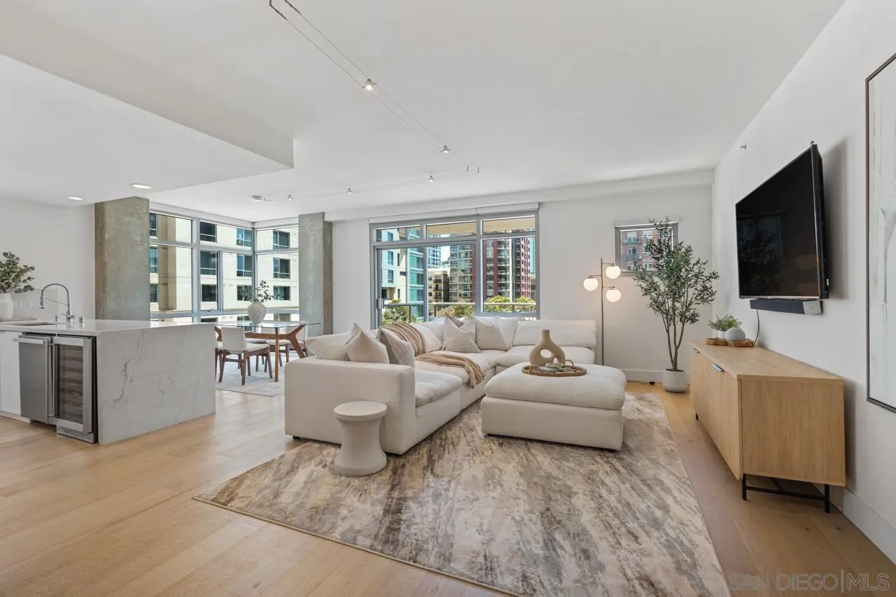 Photo #6: 260013802 Listing: Photo #6