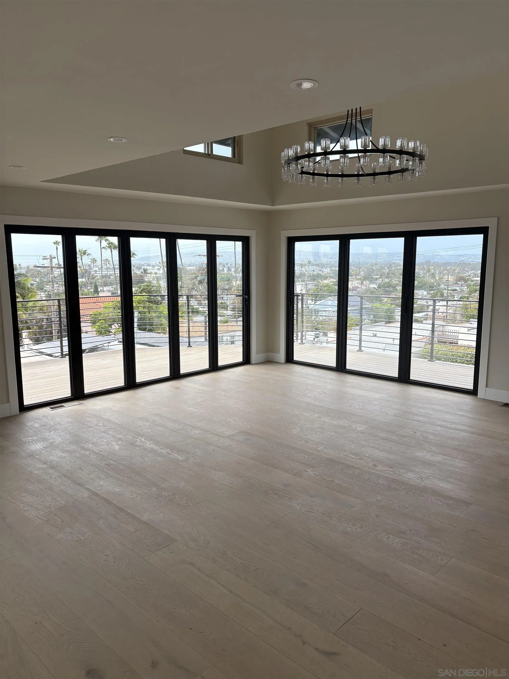 https://cdn.realtyfeed.com/cdn/127/260013812/6b23912af855298adccddc9ea5a222f4.webp