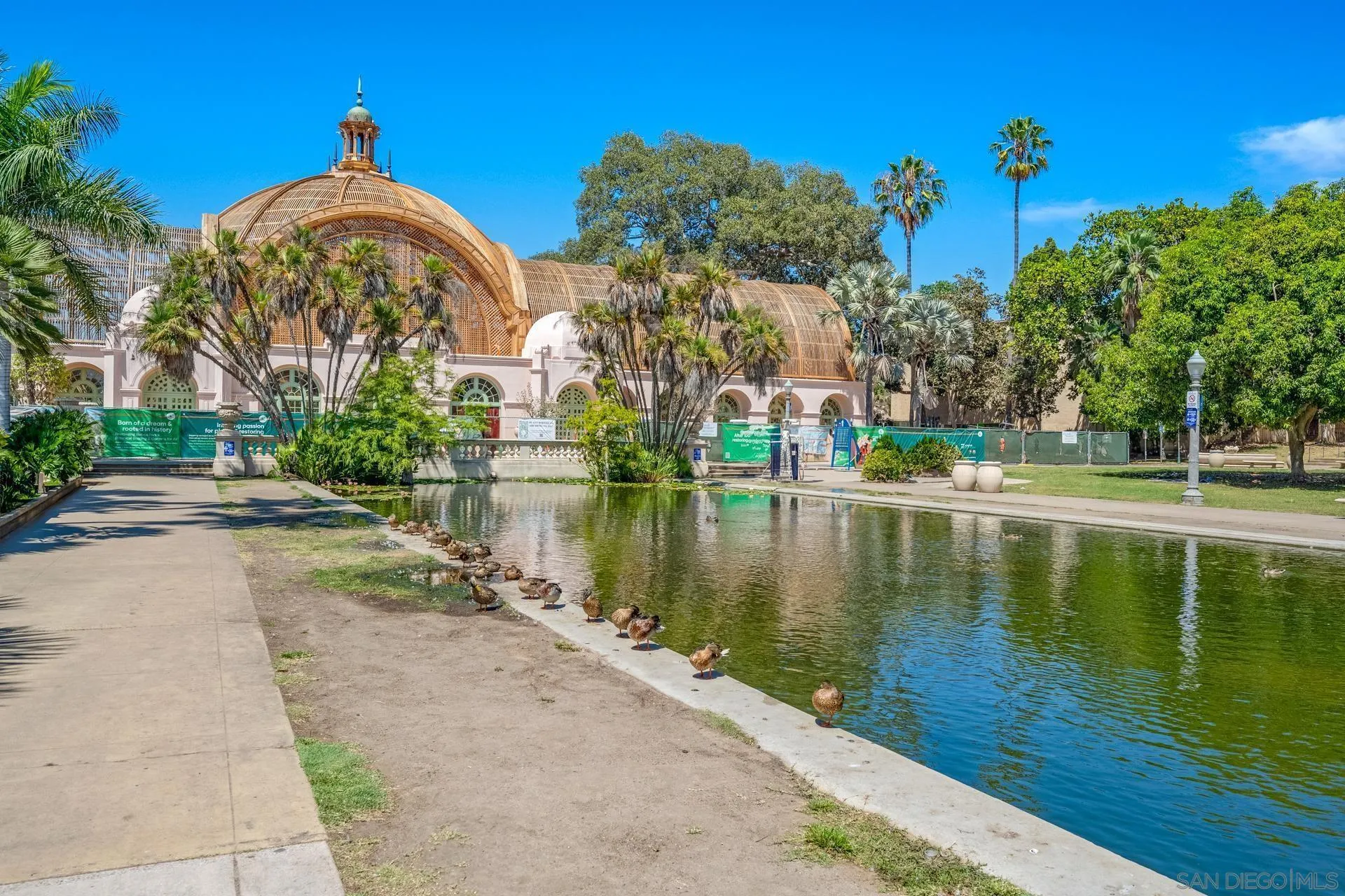 https://cdn.realtyfeed.com/cdn/127/260013813/19f7b742919d0bc836c9d990181e0514.webp