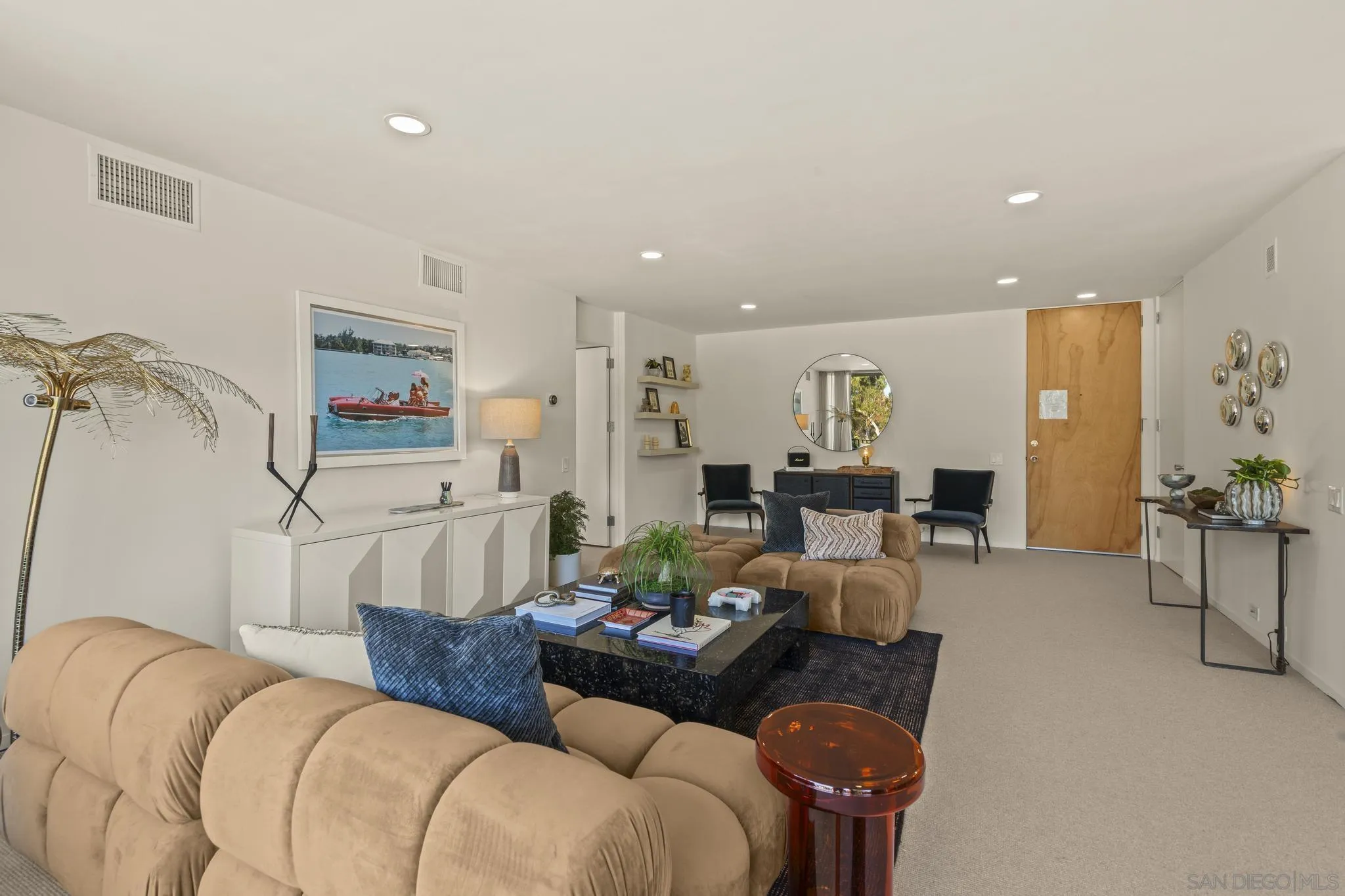https://cdn.realtyfeed.com/cdn/127/260013813/8e3d7d934f2c88e1fd4dea50b8a08d37.webp