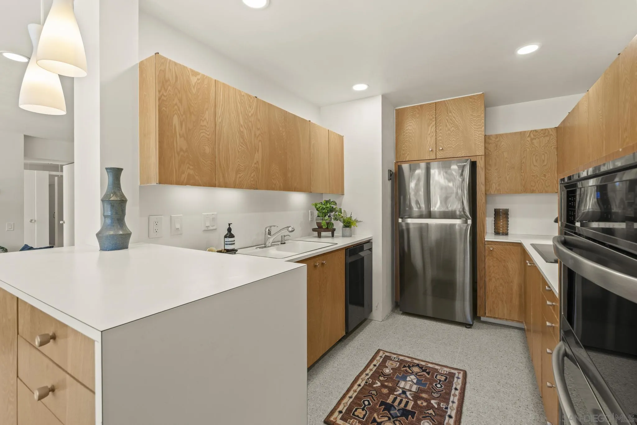 Photo #17: 260013813 Listing: Photo #17