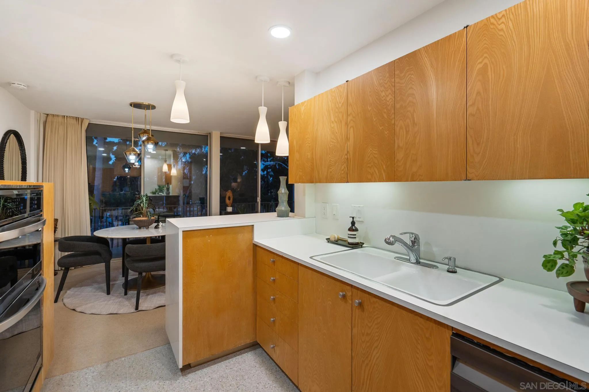 Photo #16: 260013813 Listing: Photo #16