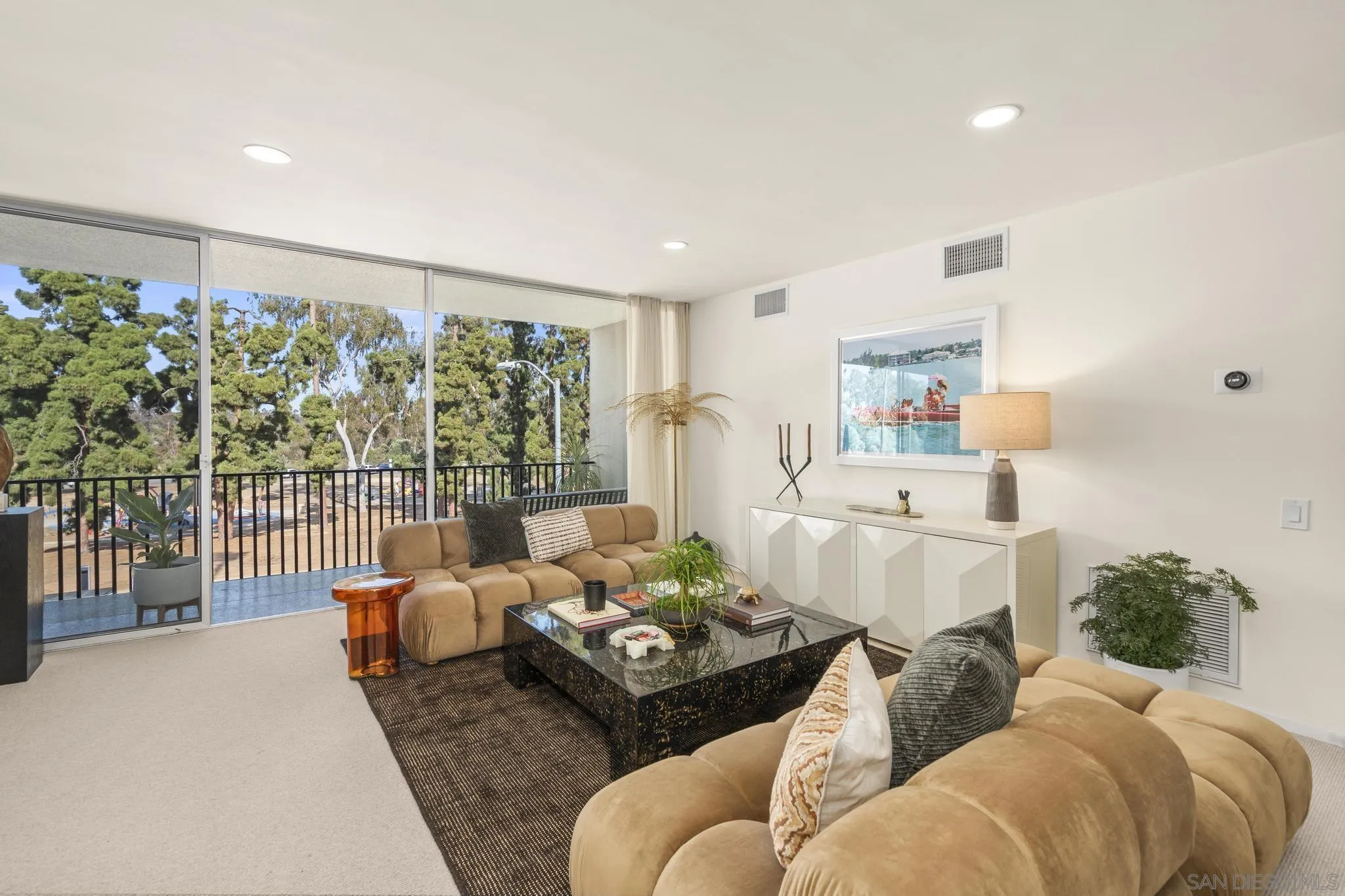 https://cdn.realtyfeed.com/cdn/127/260013813/cab097e07b0cb1e6cc43ab3f69a27266.webp