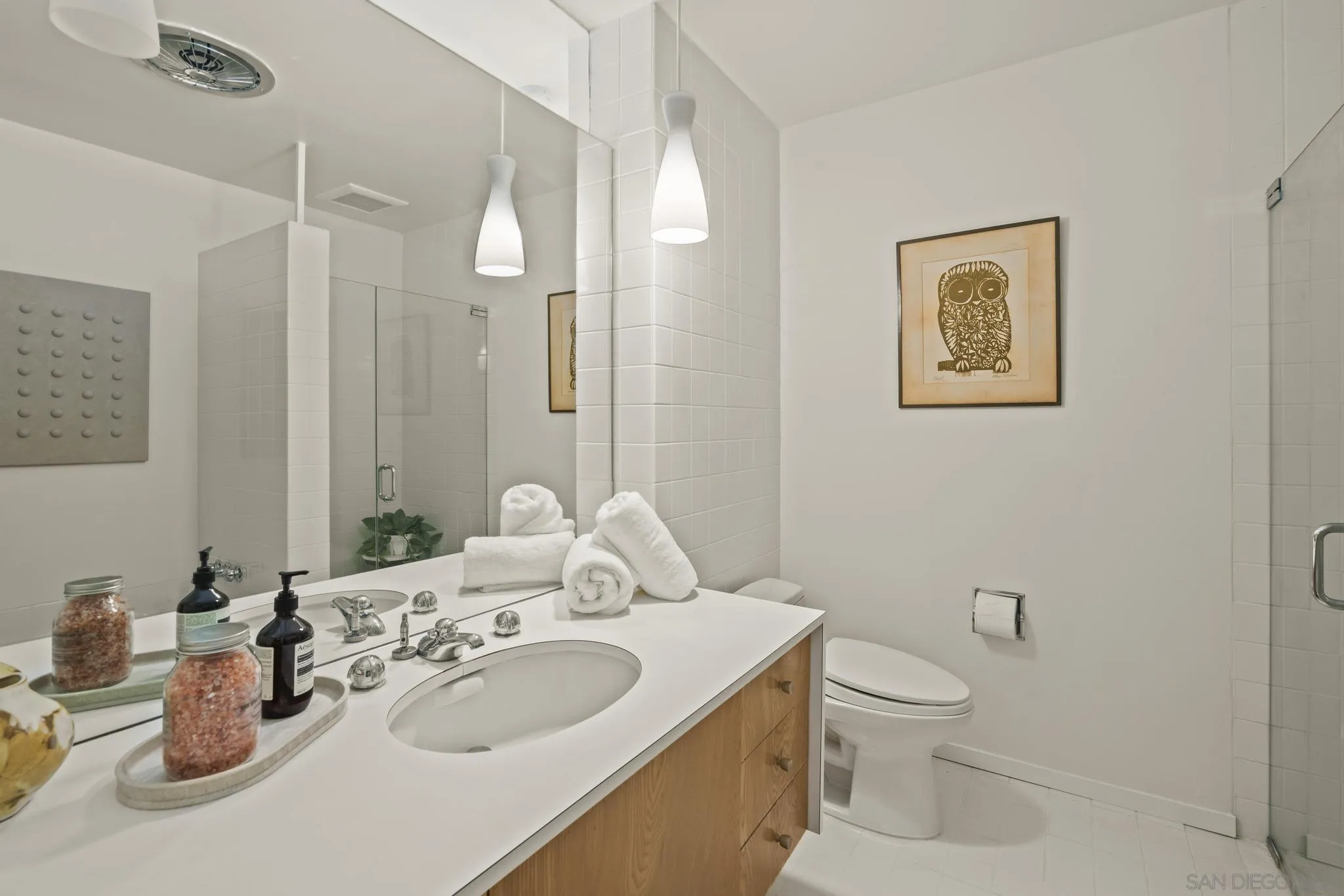 https://cdn.realtyfeed.com/cdn/127/260013813/e5b36b6d30c94e5327536b029efa6776.webp
