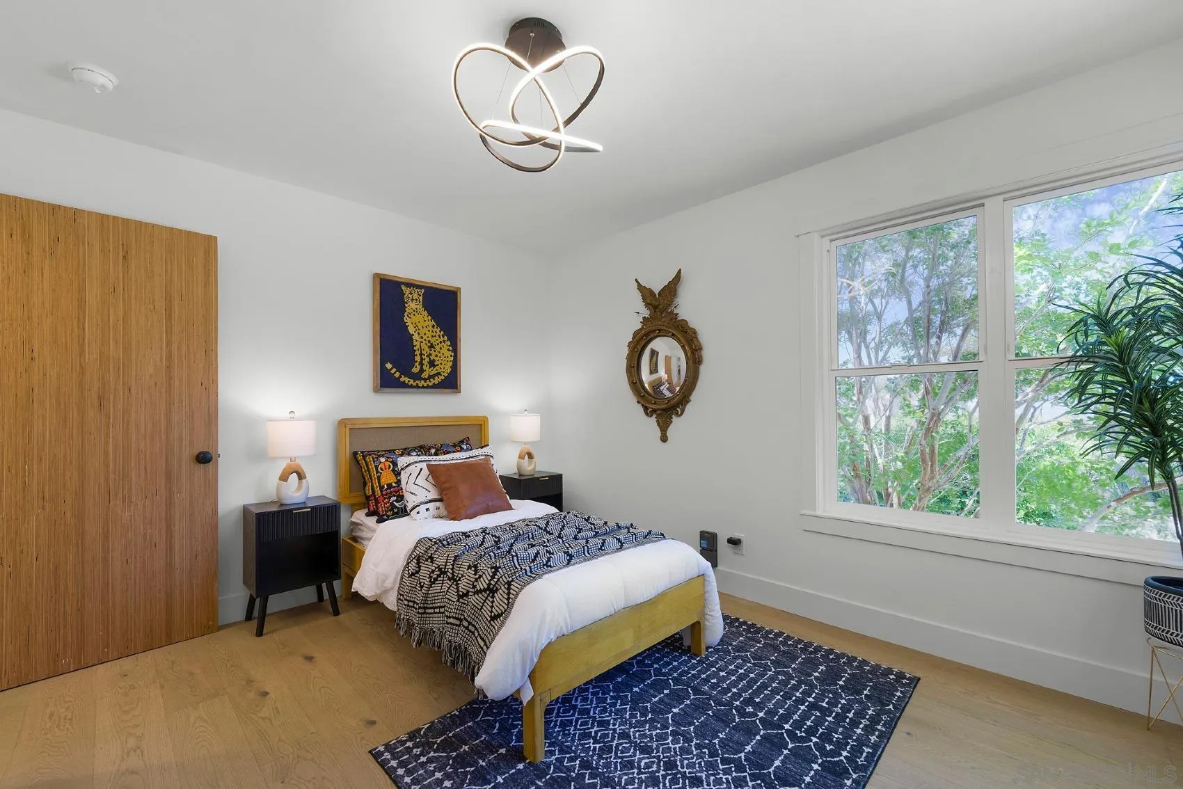 https://cdn.realtyfeed.com/cdn/127/260013815/0abcf9426a7766bbb7f415677176d611.webp
