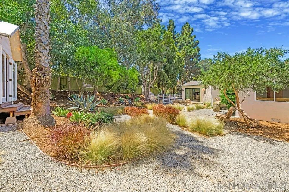 https://cdn.realtyfeed.com/cdn/127/260013815/82f53ca1bcd3100876c944b34ec7ccec.webp