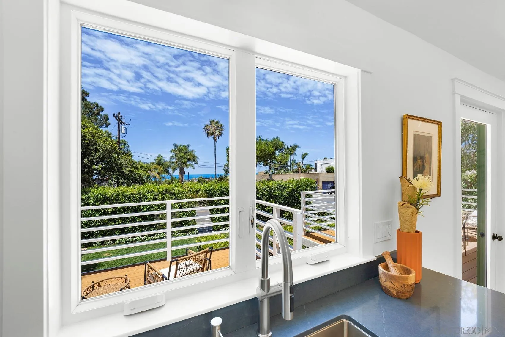 https://cdn.realtyfeed.com/cdn/127/260013815/859e9fad34344204e032be25fa80e95f.webp