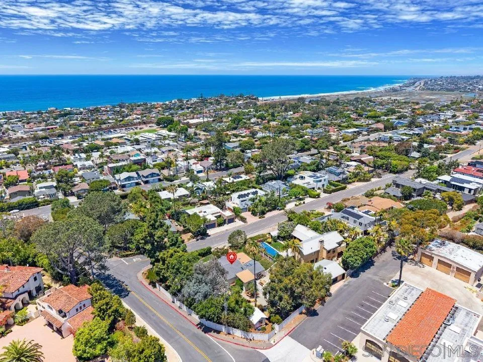 https://cdn.realtyfeed.com/cdn/127/260013815/e47e73d99a88645ab96bf41099d9e3a1.webp